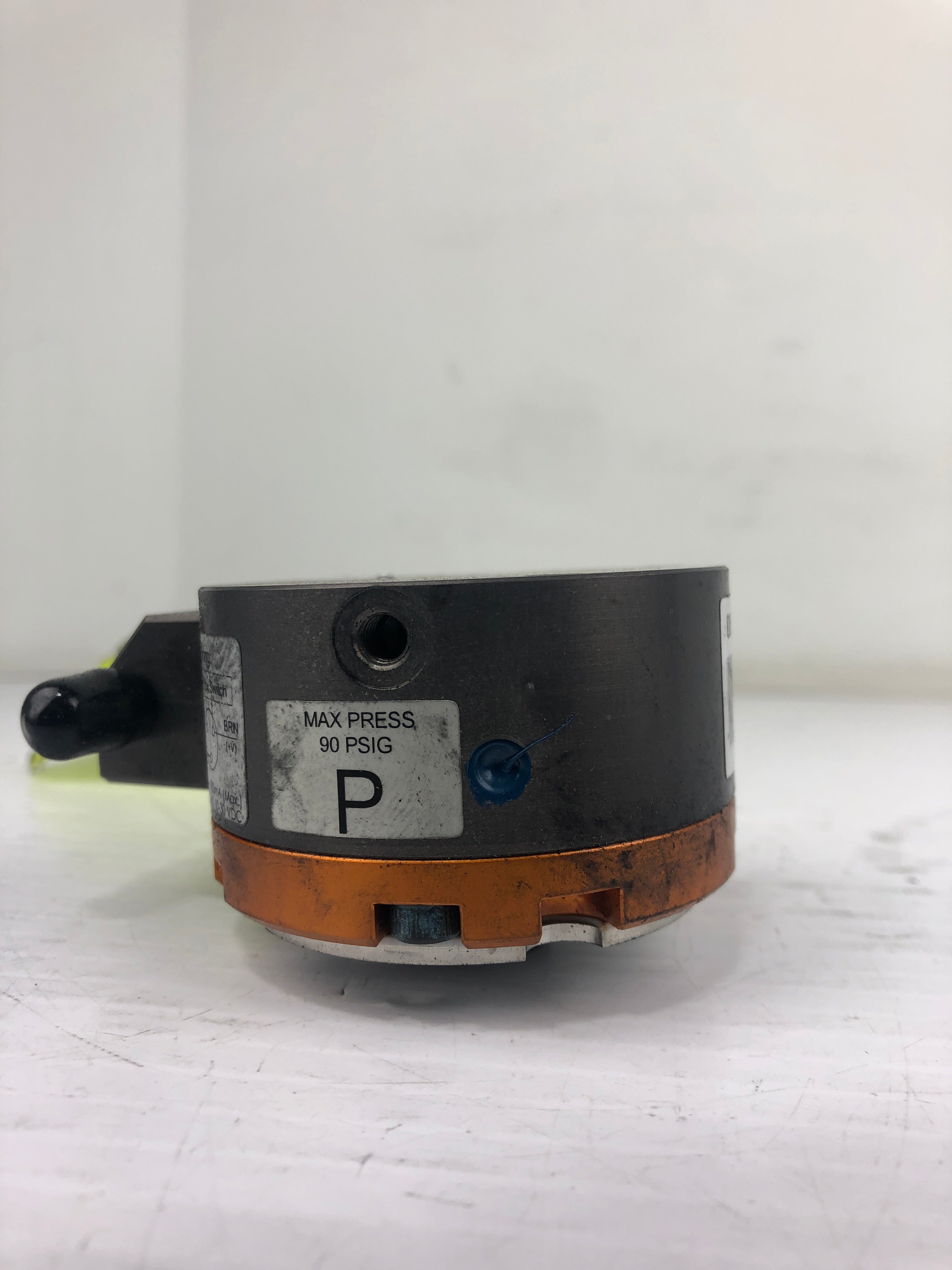 ATI Industrial Automation SR061 Robotic Collision Sensor 10-30VDC 100mA 90PSIG