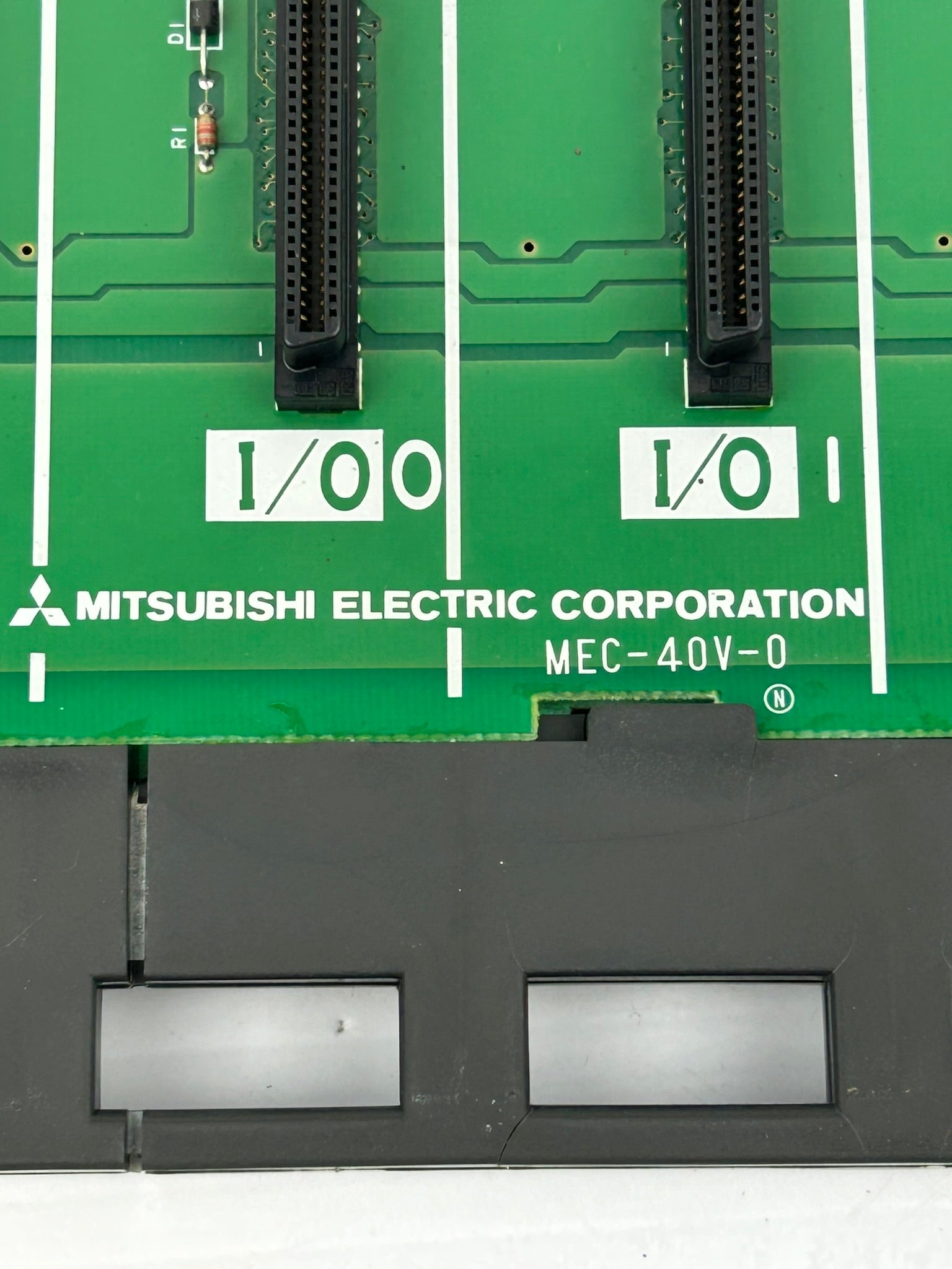 Mitsubishi A1S38B Base Unit Empty PLC Rack MEC-40V-0