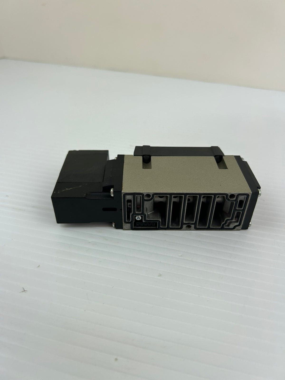 SMC VFS3100-5FZ 5-Port Solenoid Valve 24VDC 0.1-1 MPa Pneumatic