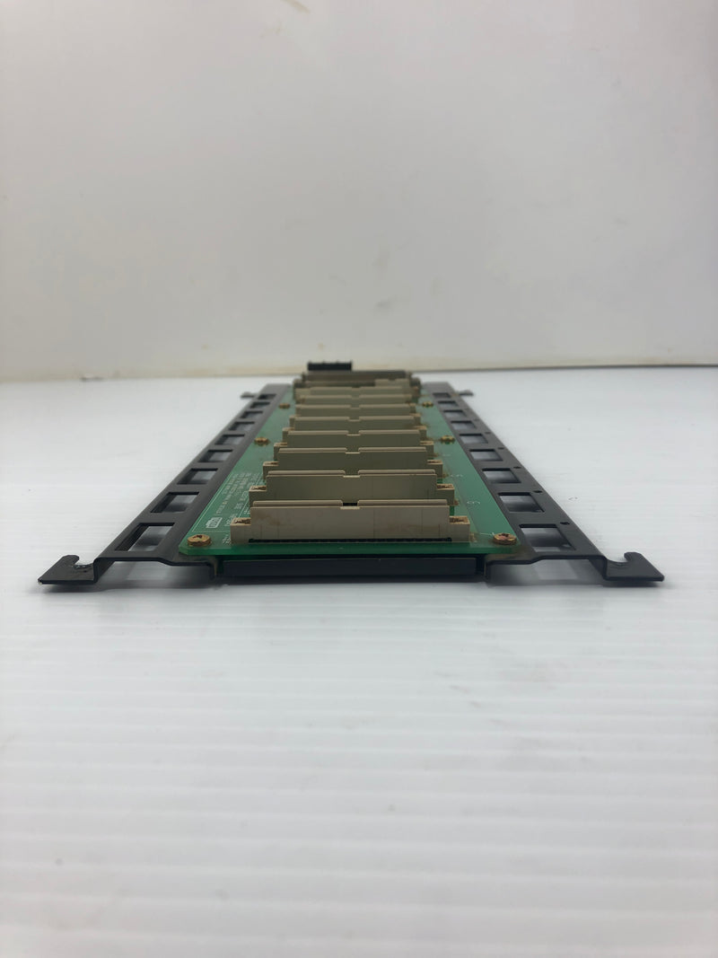 Toyopuc THR-5643 8-Slot Selector Base