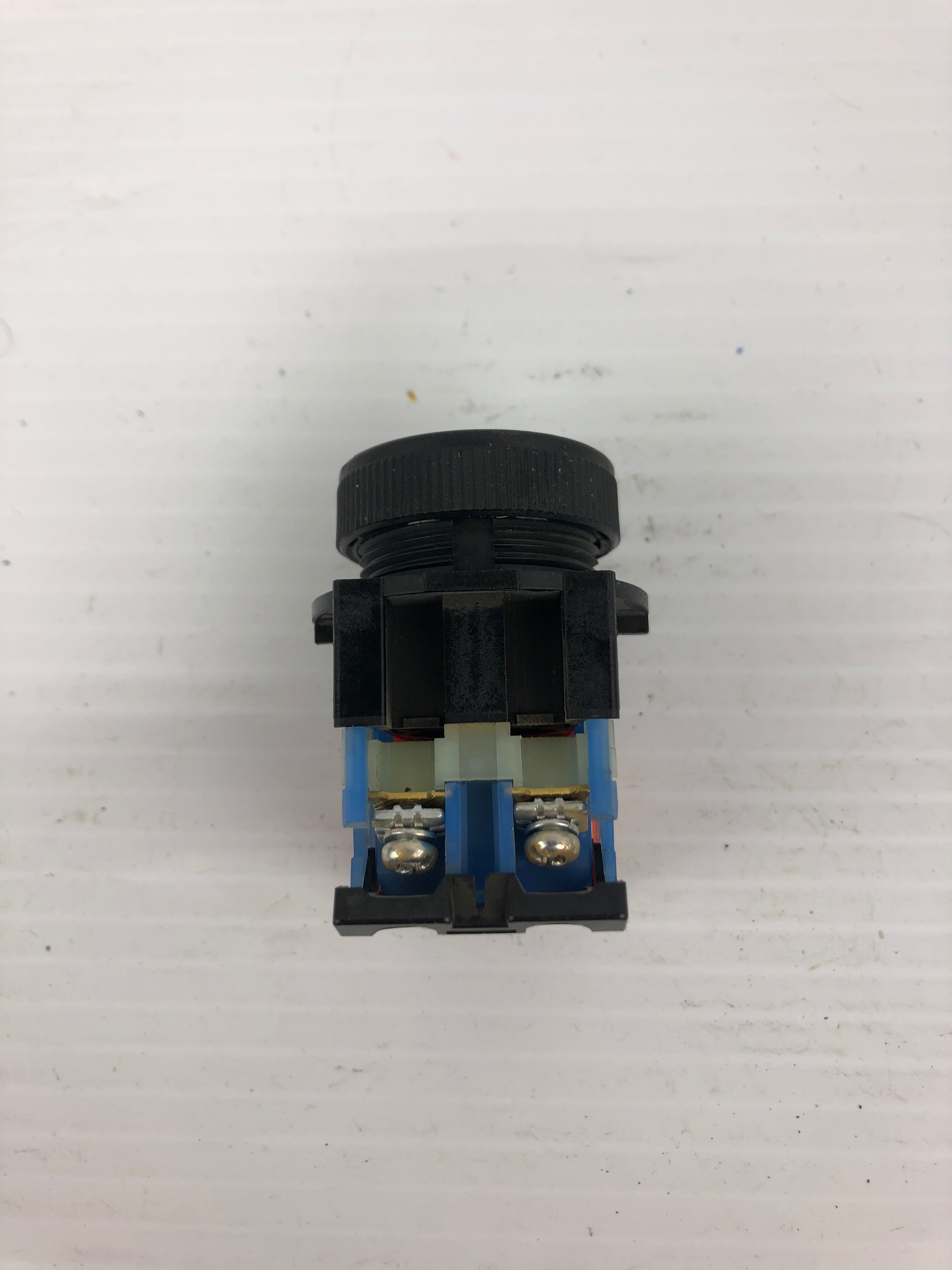 Fuji Electric AR30F0R Green Push Button