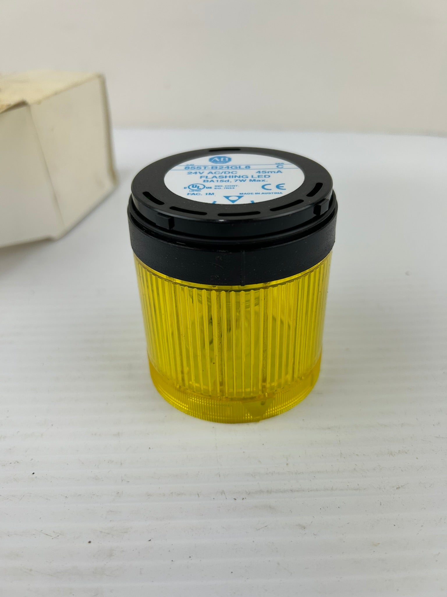 Allen Bradley 855T-B24GL8 LED Stack Yellow Light Series C 24V
