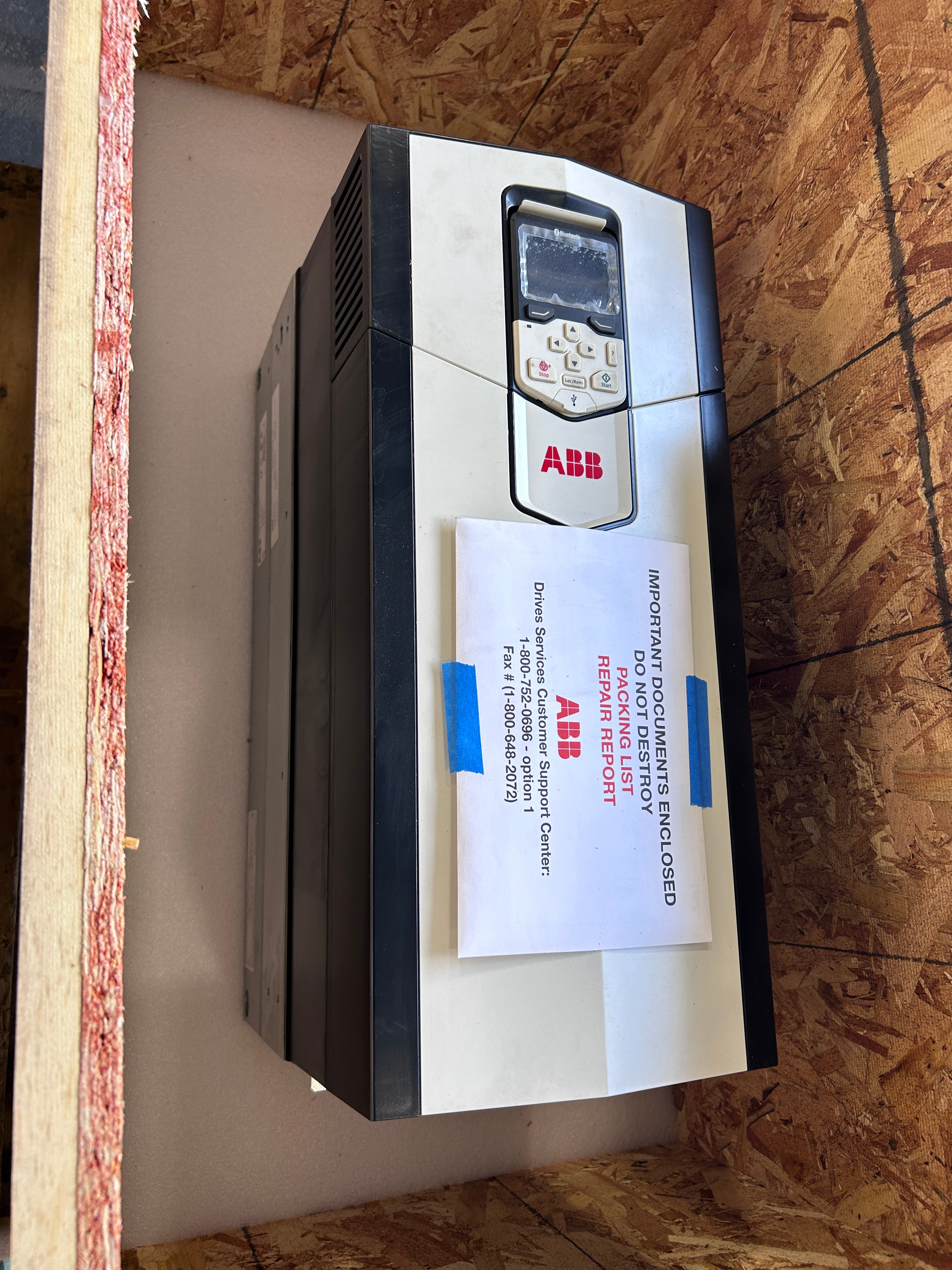 ABB ACS880-01-096A-5+D150 AC Drive VFD 75HP 480V 96A 3PH - Manufacturer Repaired