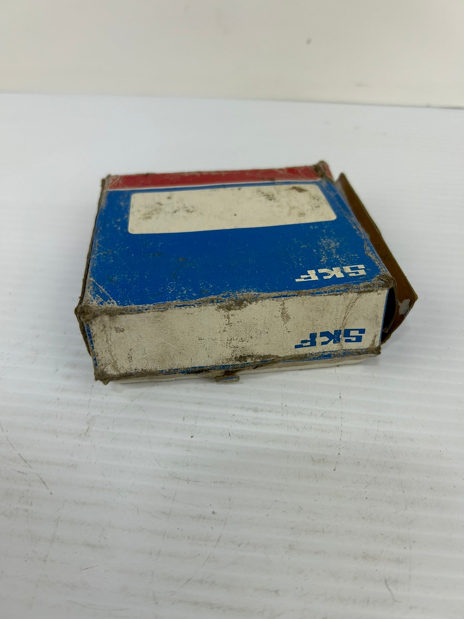 SKF 22211 CCKJ/W33 Spherical Roller Bearing 22211-CCKJ-W33 22211CCKJW33