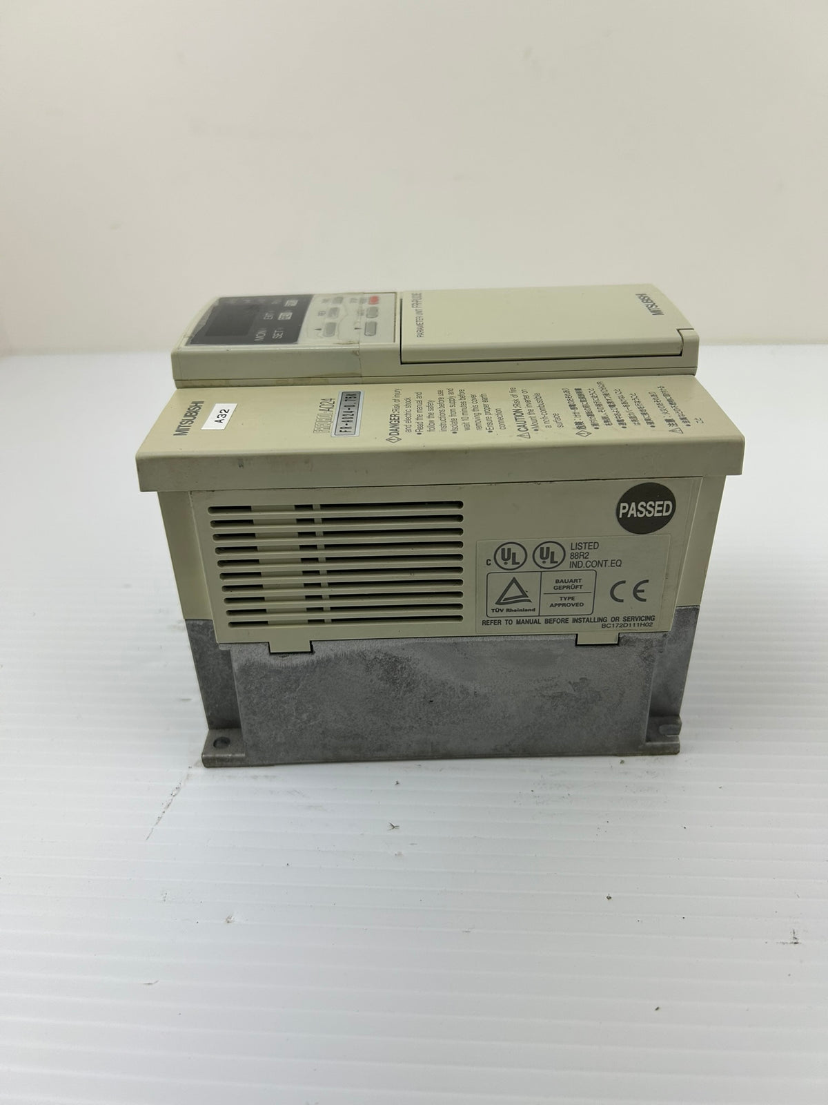 Mitsubishi FR-A024-0.75K FREQROL-A024 Inverter Drive 0.75kW 230V 3PH FR-PU03E