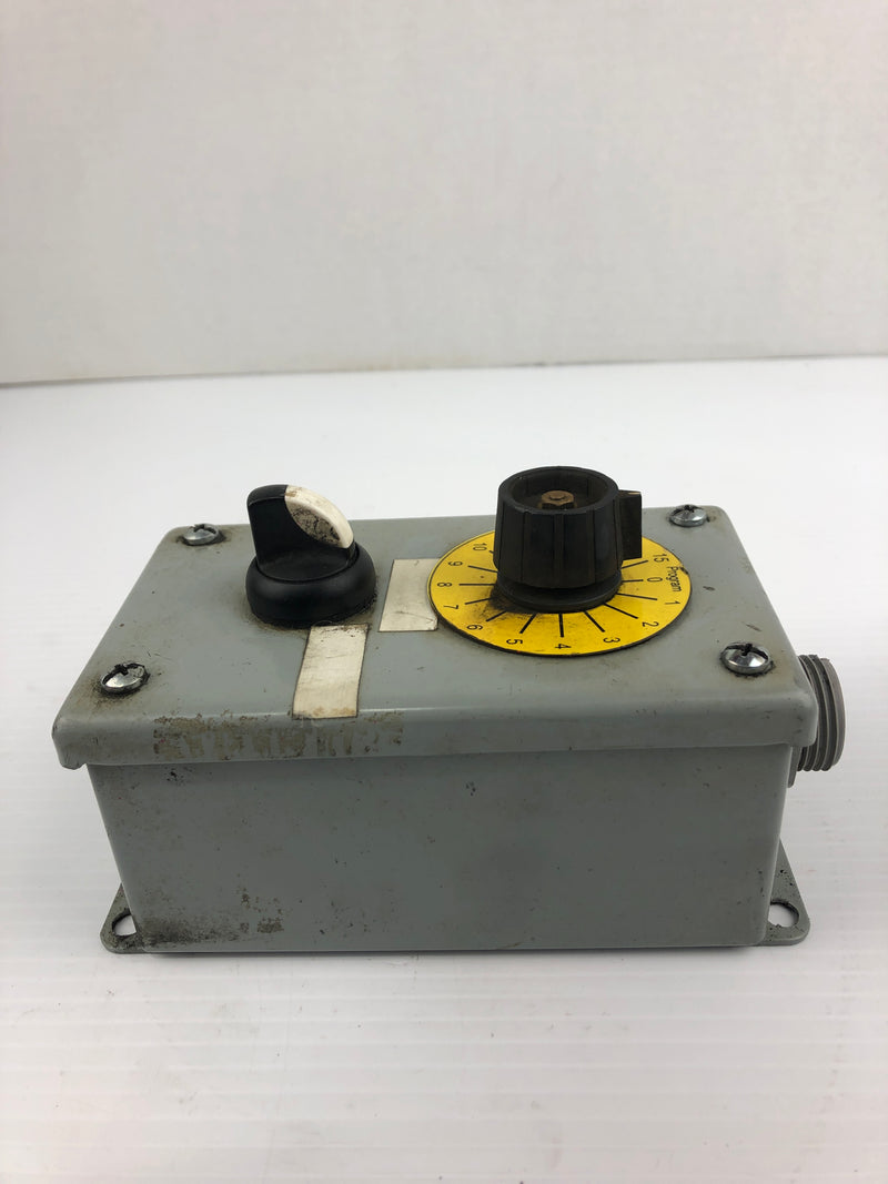 Eaton M22-K10 Control Box with Switches 220-500V