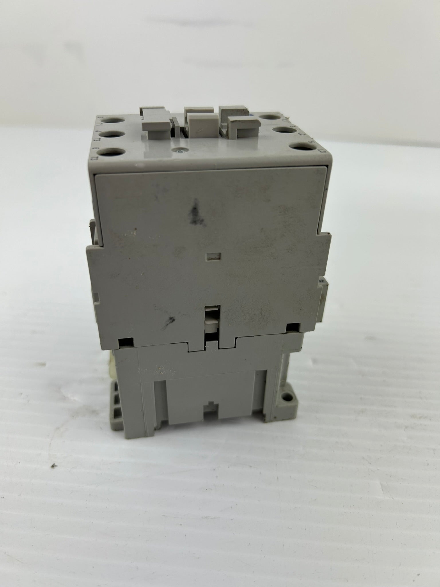 Allen-Bradley 100-C43*00 Contactor Series A
