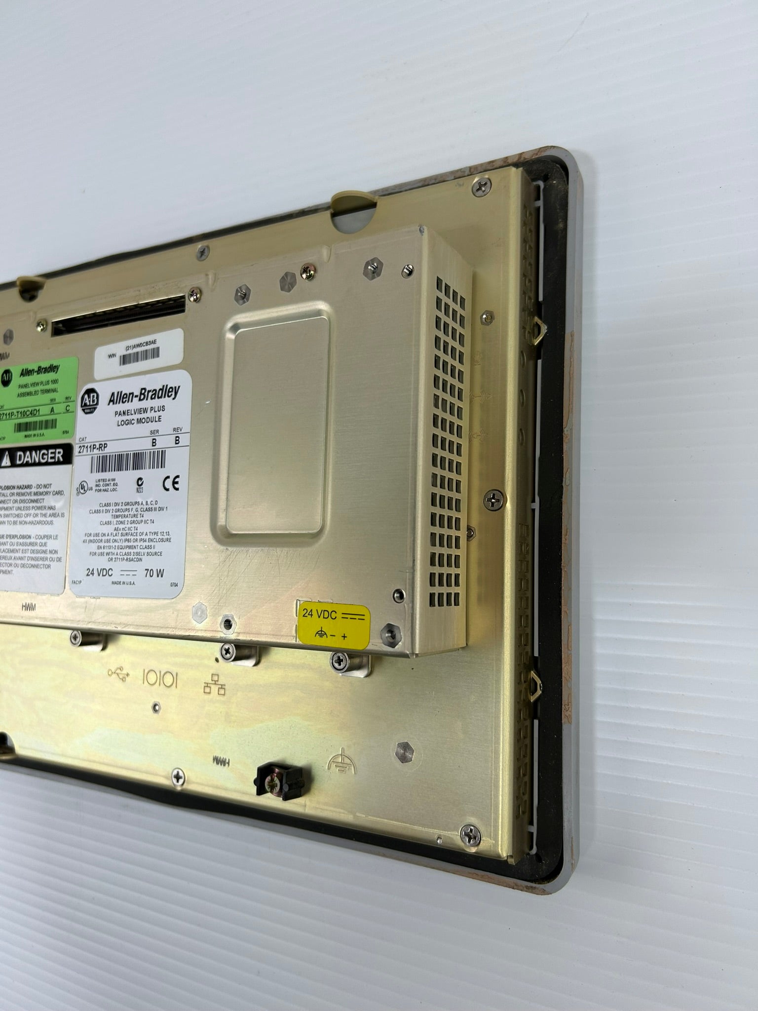 Allen Bradley 2711P-T10C4D1 /A Panelview Plus 1000 Screen 2711P-RP Logic Module