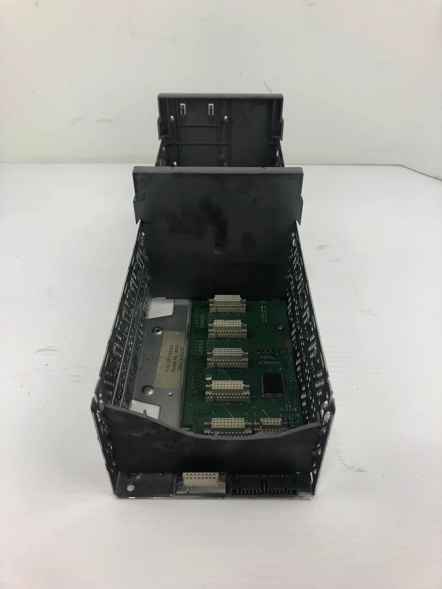 Allen-Bradley 1746-A10 /B SLC 500 10-Slot Rack - No Modules