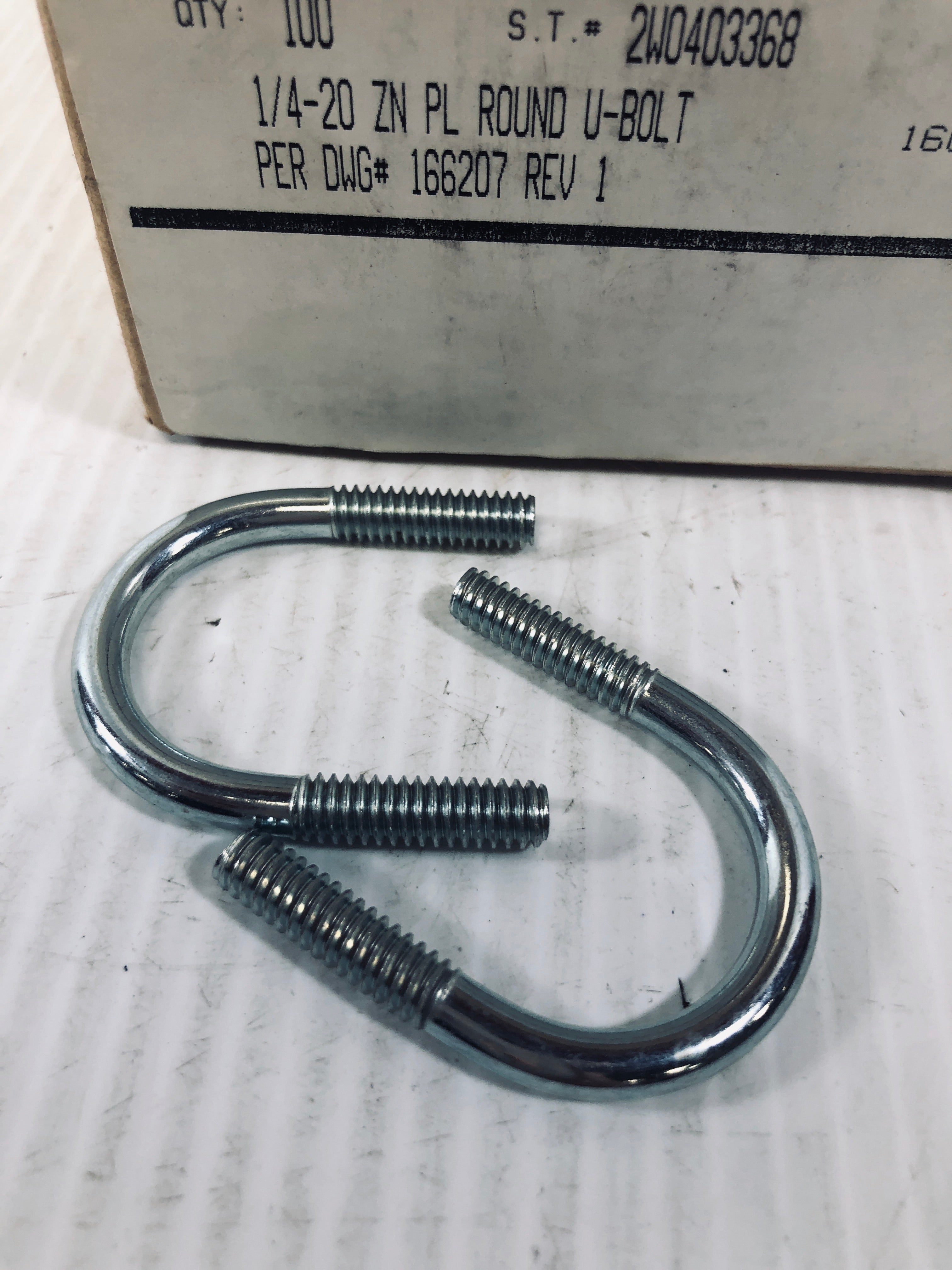 Zinc Plated Round U-Bolt 1/4"-20 1.5-1.8" L x 1.6-1.15" W 166207 - Box of 100