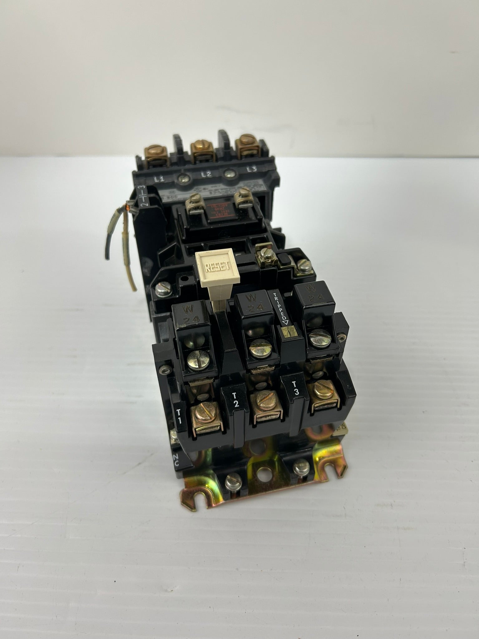 Allen Bradley 509-B0D Motor Starter Series B Size 1 with 595-A Series B