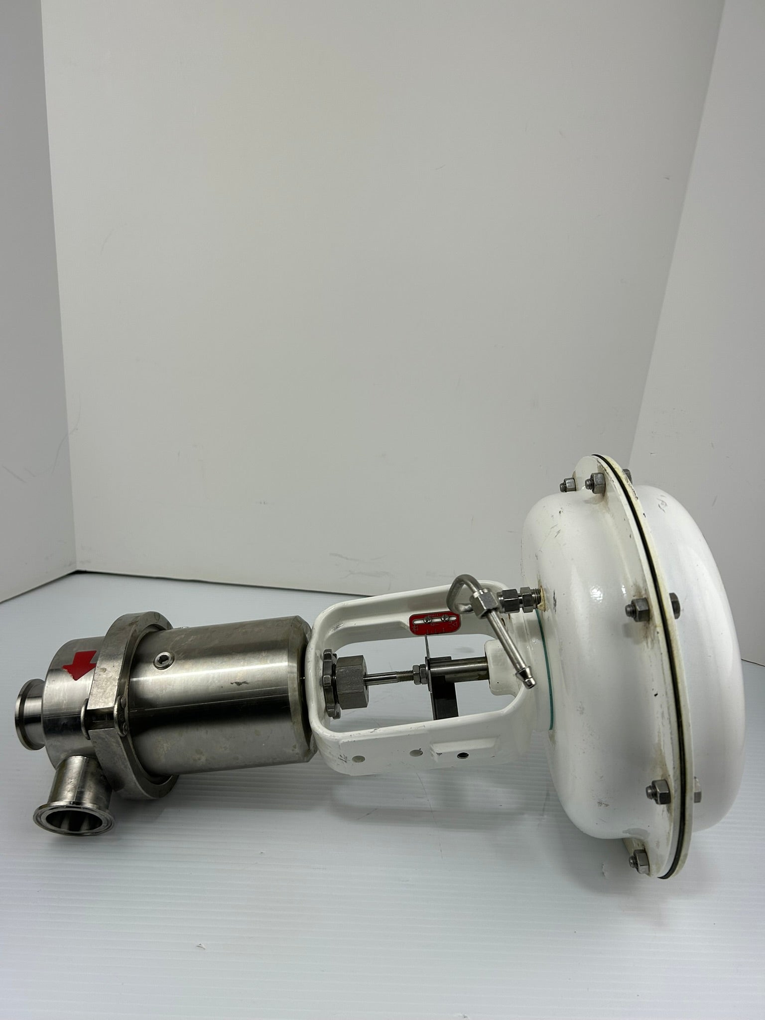 H.D. Baumann 54-84161S Tri-Clamp Sanitary Control Valve 08-17B 5-15PSI