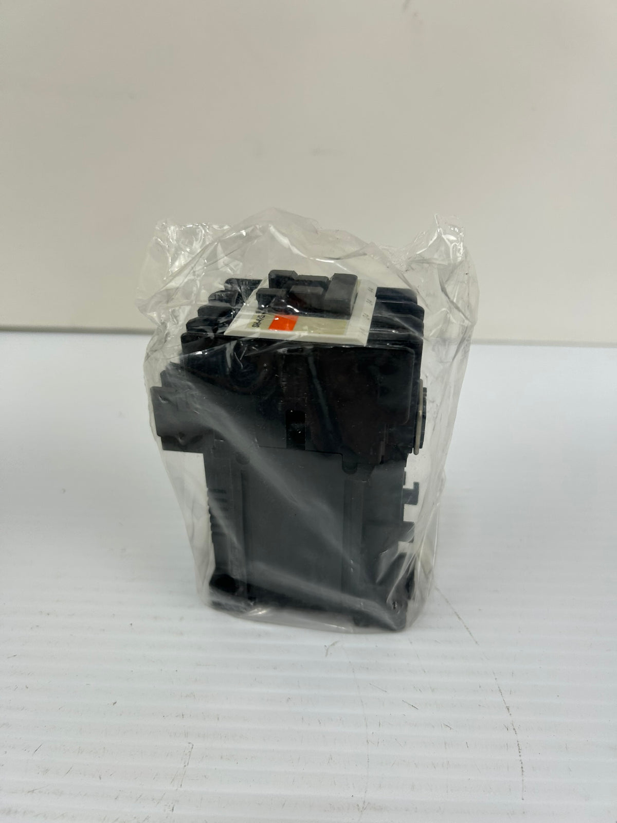 Fuji Electric SH-4/G Auxillary Relay 4GH440M 4a(4NO) 24VDC Coil