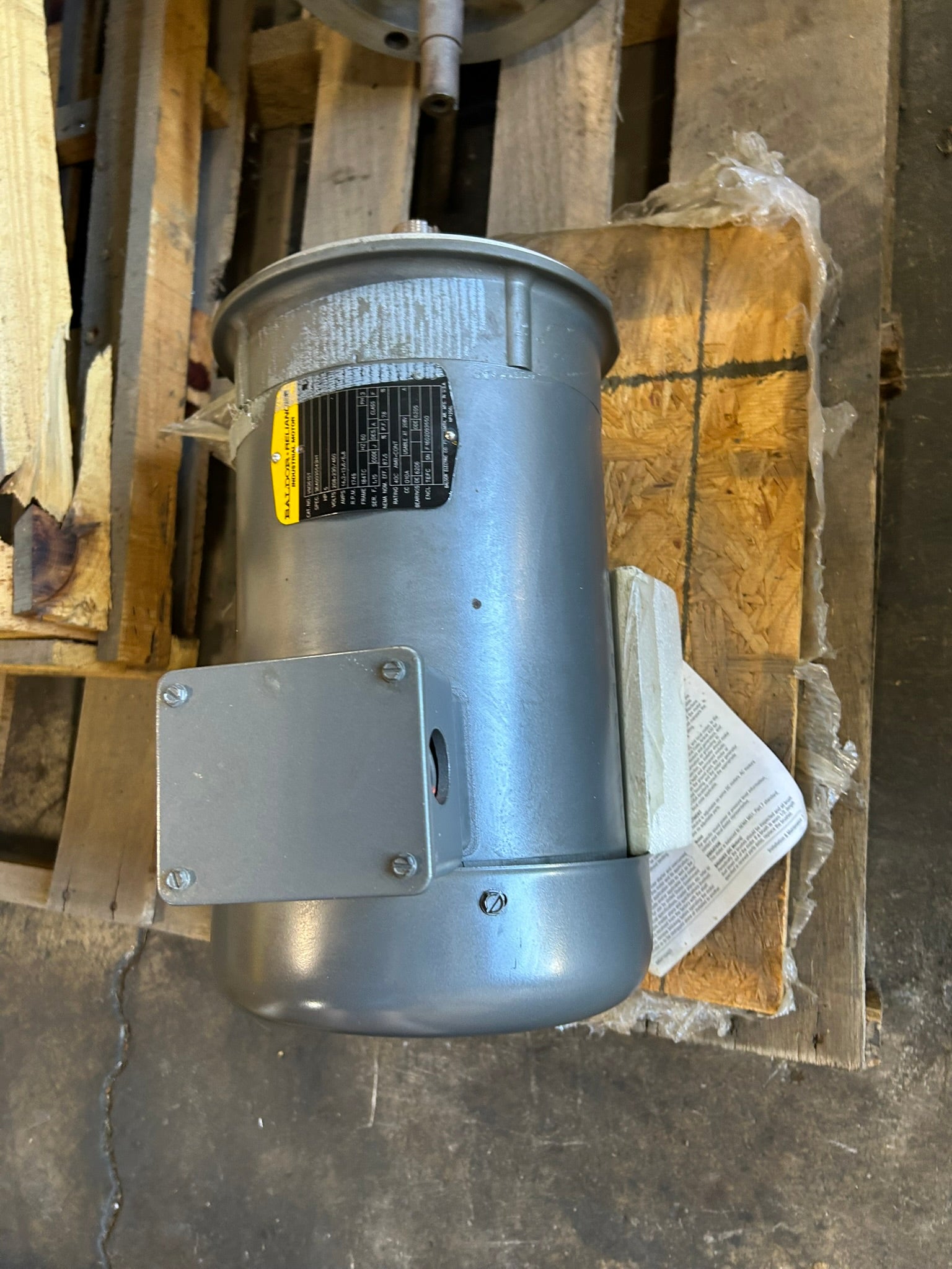 Baldor Reliance VM3615T 5HP 3PH TEFC Industrial Electric Motor 208-230/460V