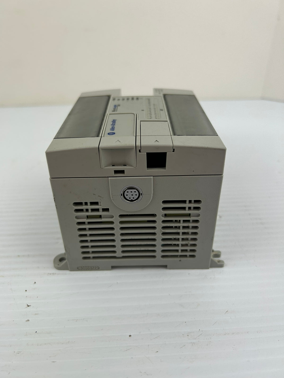 Allen Bradley 1762-L24BWAR MicroLogix 1200 24 Point Controller Series C FW 12