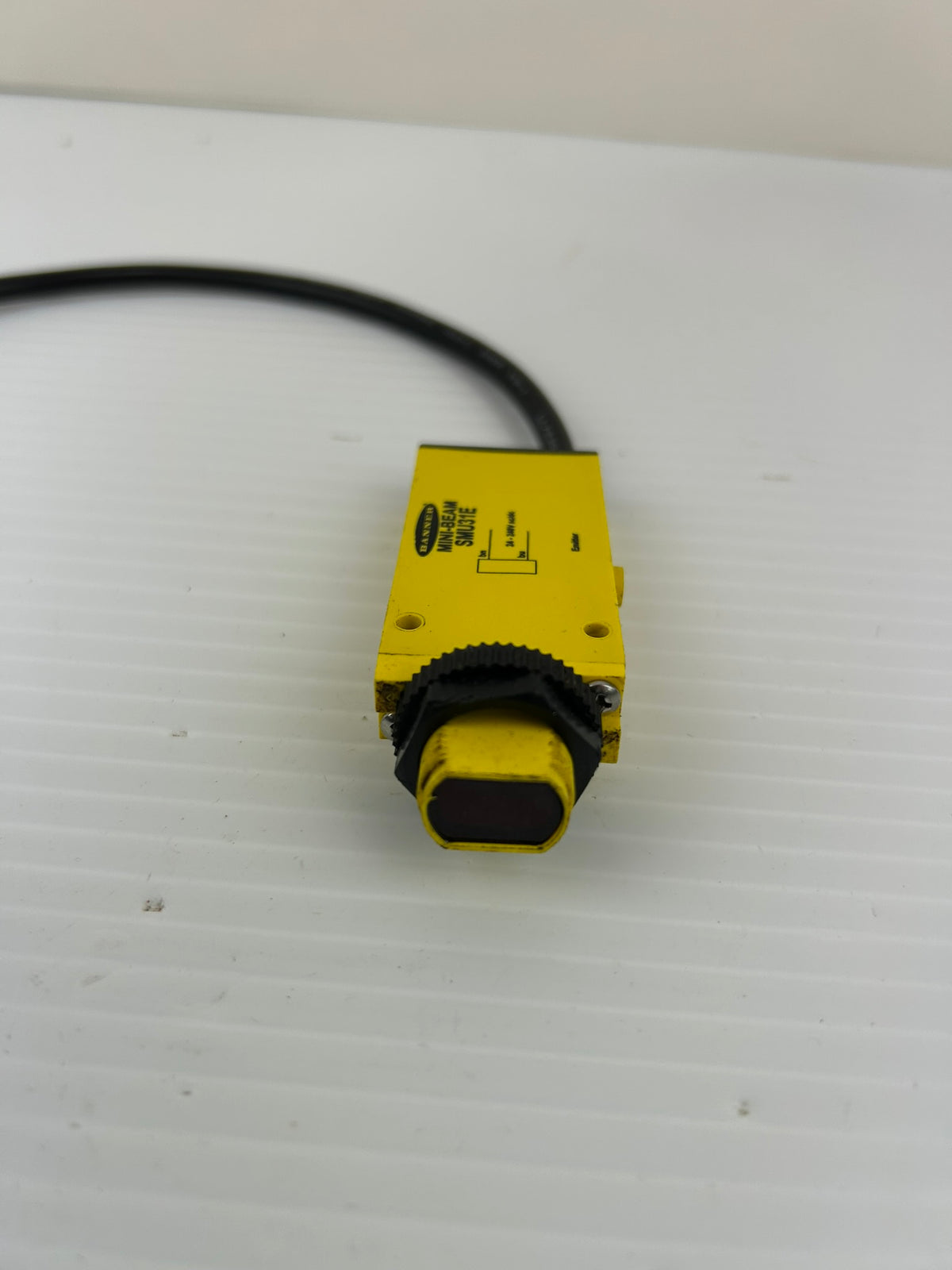 Banner Mini-Beam SMU31E Photoelectric Sensor Emitter 24-240V AC/DC