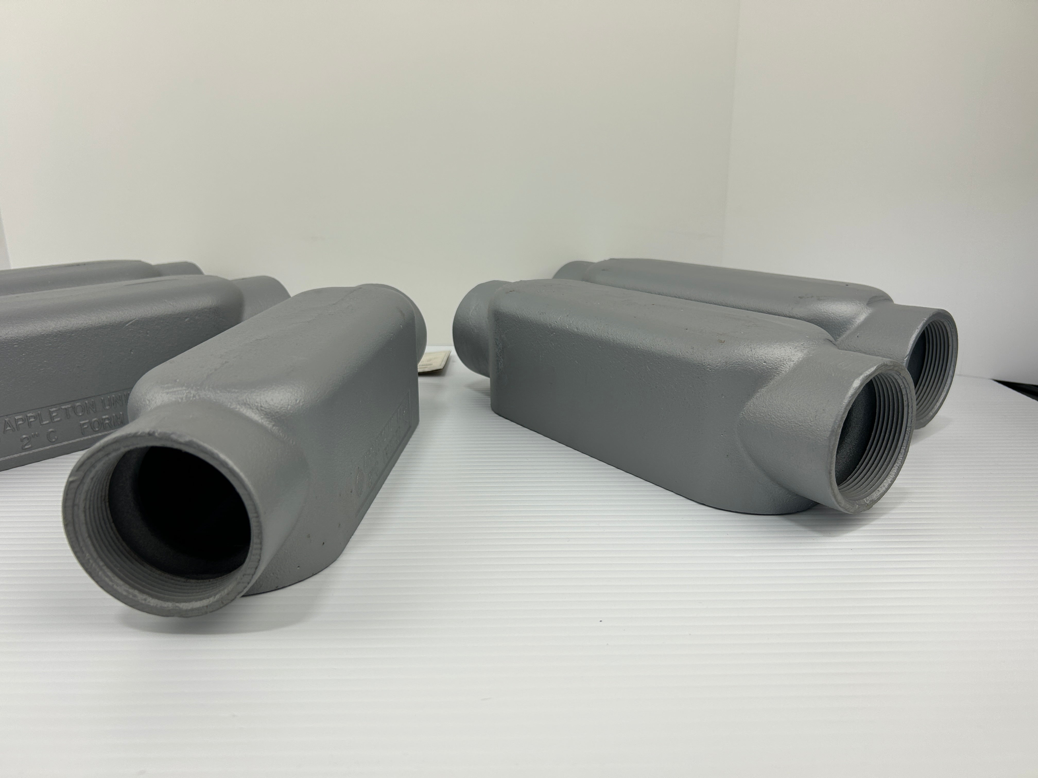 Appleton C200-M 2" Form 35 Malleable Iron Unilet Conduit Body Type C - Lot of 5
