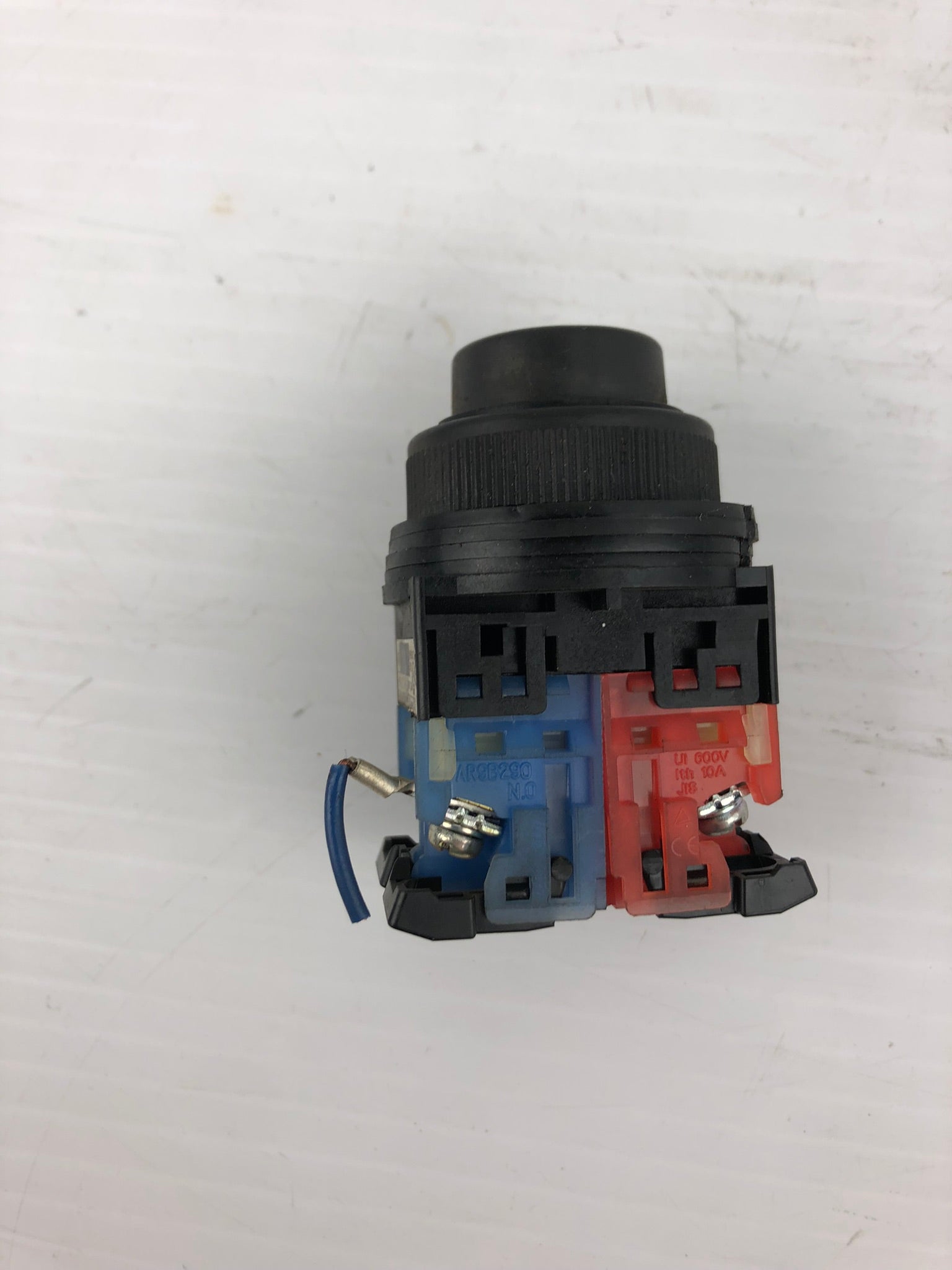Fuji Electric AR30JR-2A Gear Key Change Over Switch - NO KEY