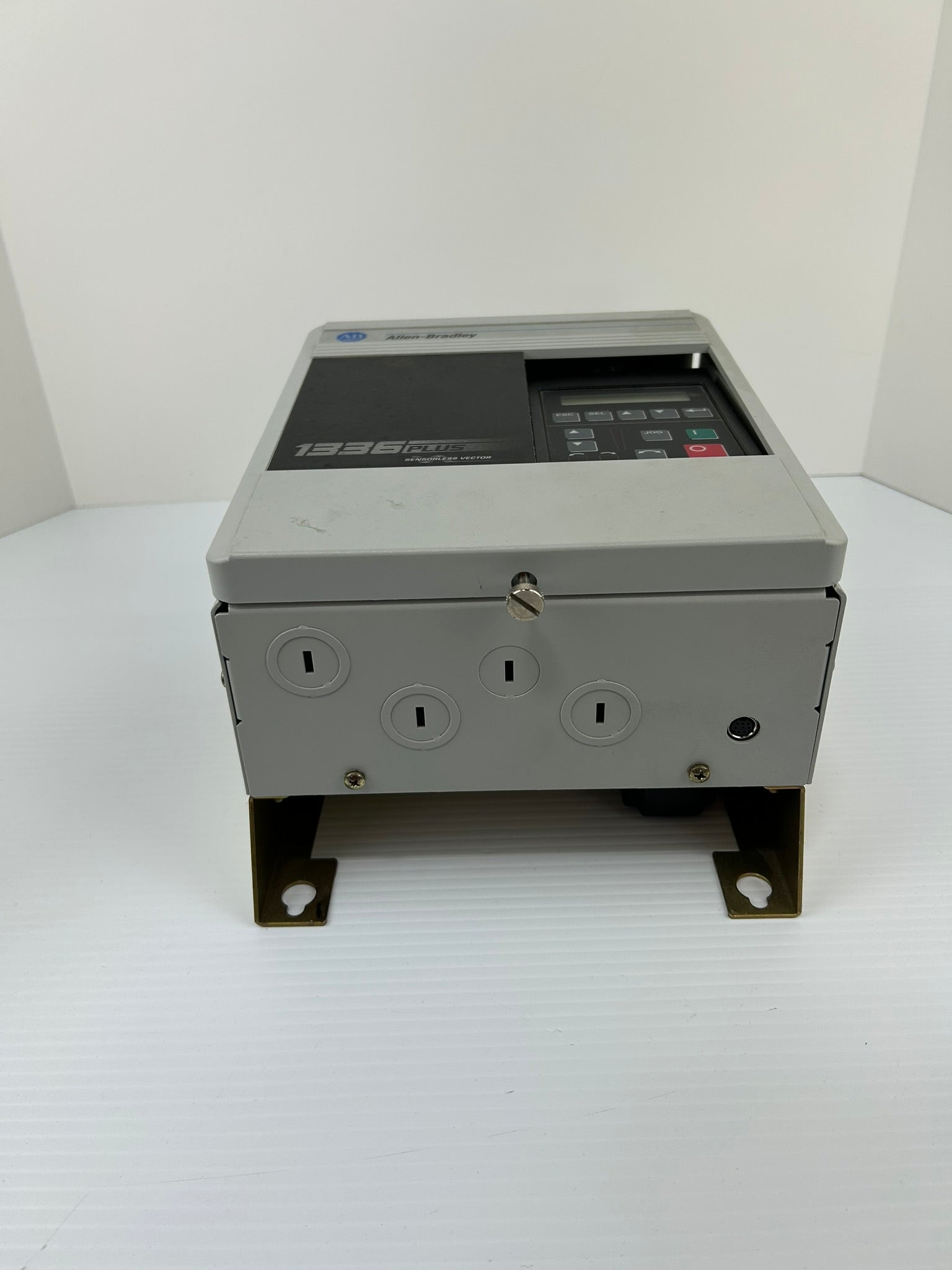 Allen-Bradley 1336S-BRF15-AA-EN4-HA2-L4 Sensorless Vector Drive 1336 Plus Ser E