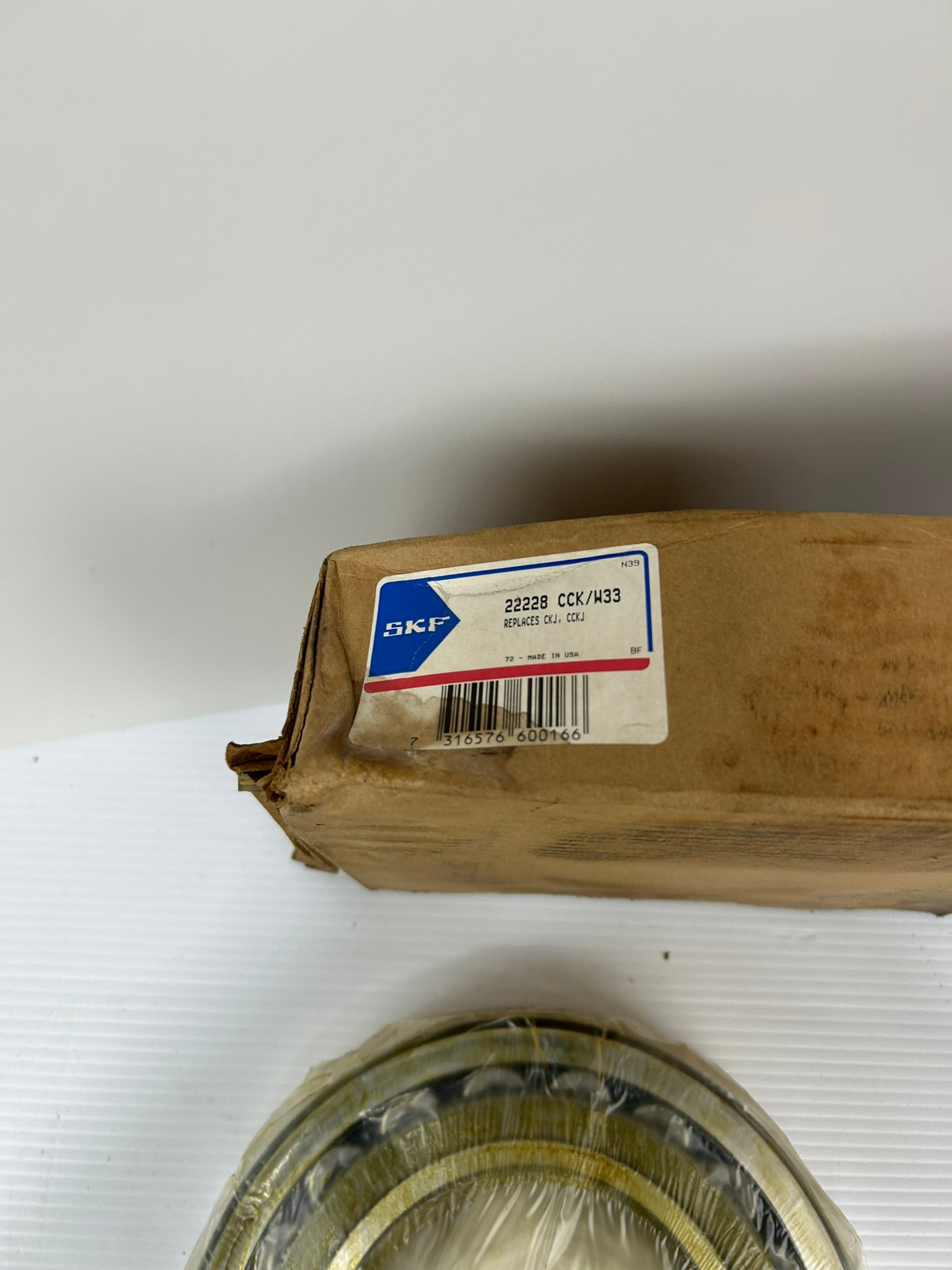 SKF 22228 CCK/W33 Roller Bearing 22228CCKW33