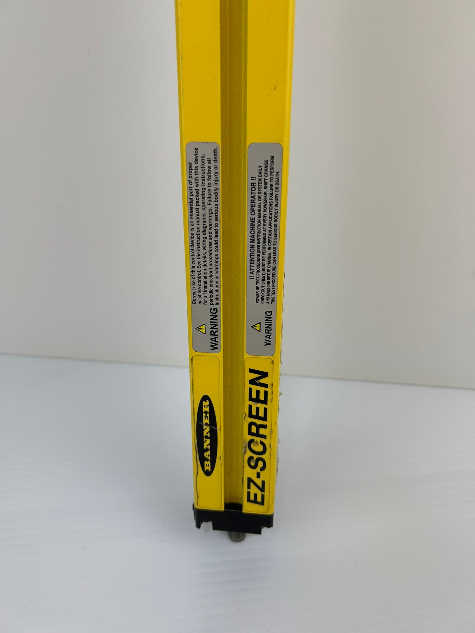 Banner SLSR30-900Q8 EZ Screen Safety Light Curtain 900mm 0.1-18m 24VDC