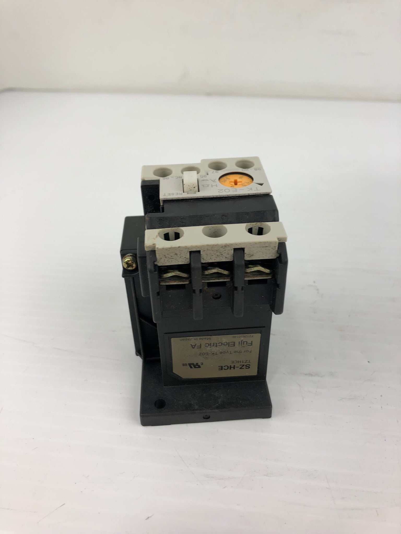 Fuji Electric TK-E02 Thermal Overload Relay TK22E 6-9A SZ-HCE TZ1HCE