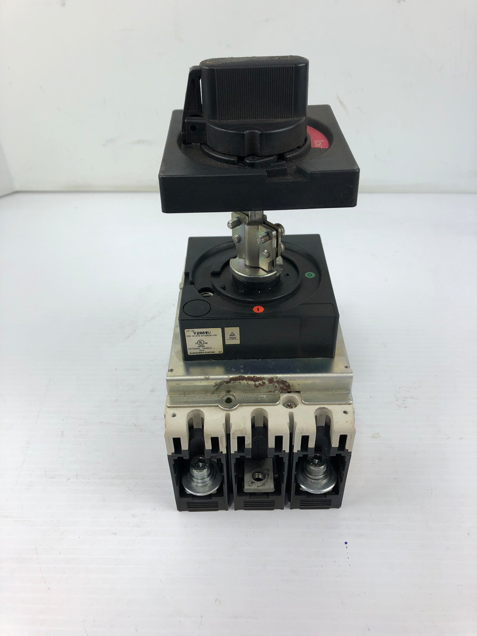 Mitsubishi NF-SJW Circuit Breaker 200 Amp with V2GSWU Switch