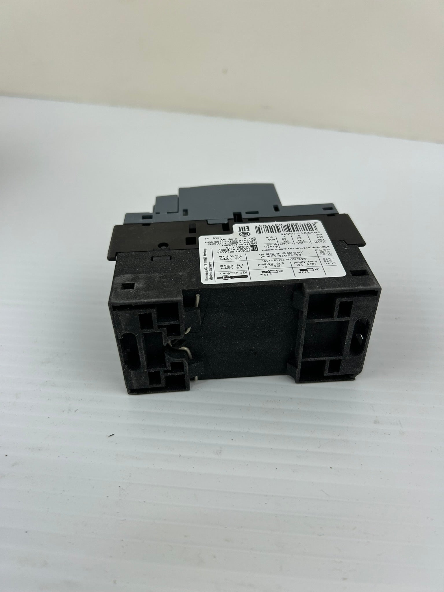 Siemens 3RV2011-1JA15 SIRIUS Manual Motor Starter Protector Circuit Breaker