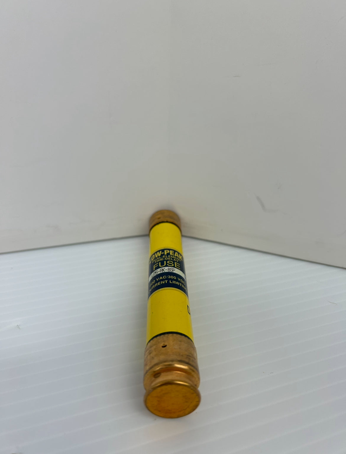 Bussmann LPS-RK-8SP Low-Peak Dual Element Time Delay Fuse 600VAC 8A - Lot of 15