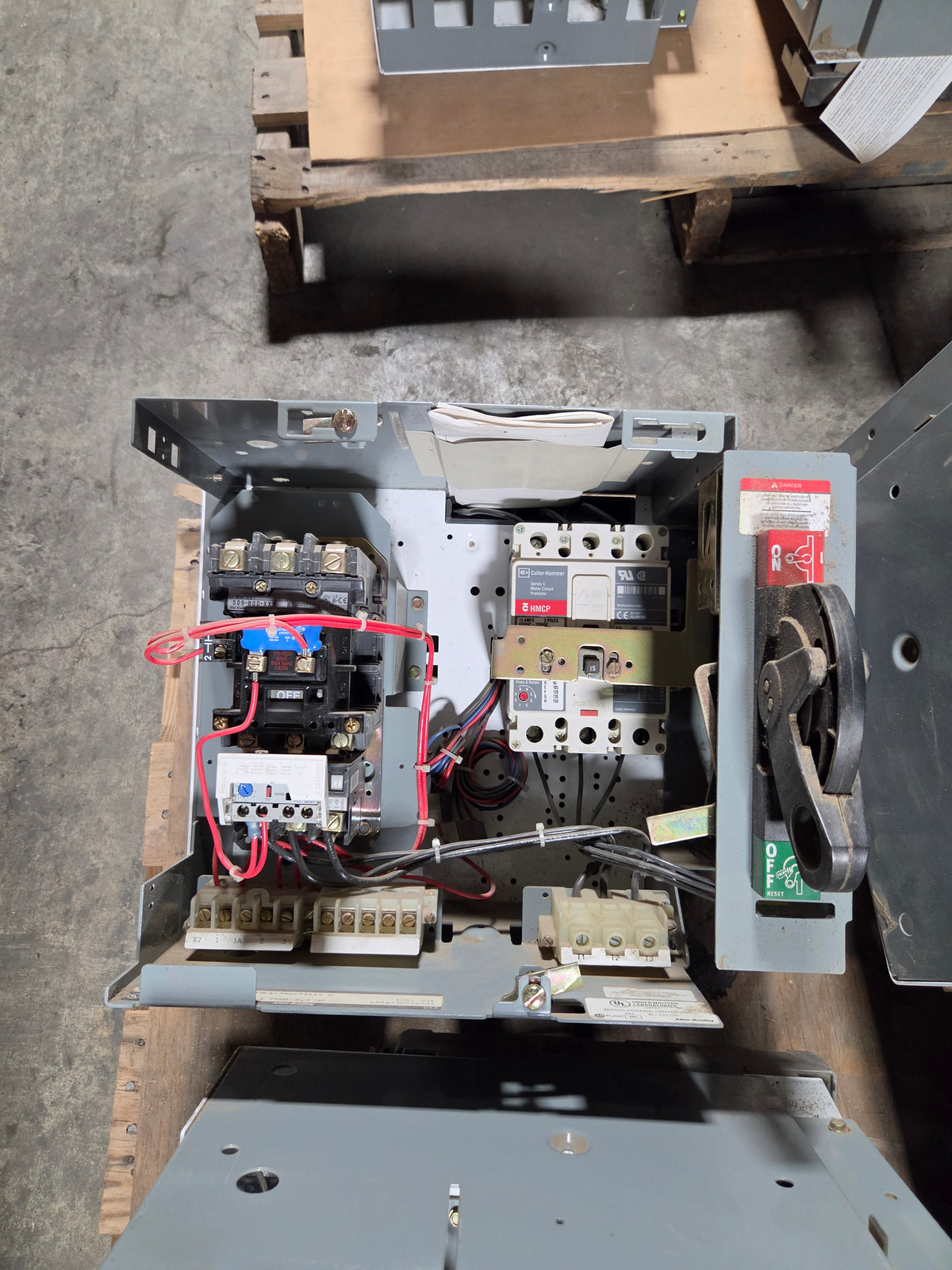 Allen-Bradley MCC Bucket 2113B 5HP 3PH 480V Size 1 FVNR 15A Breaker - No Door