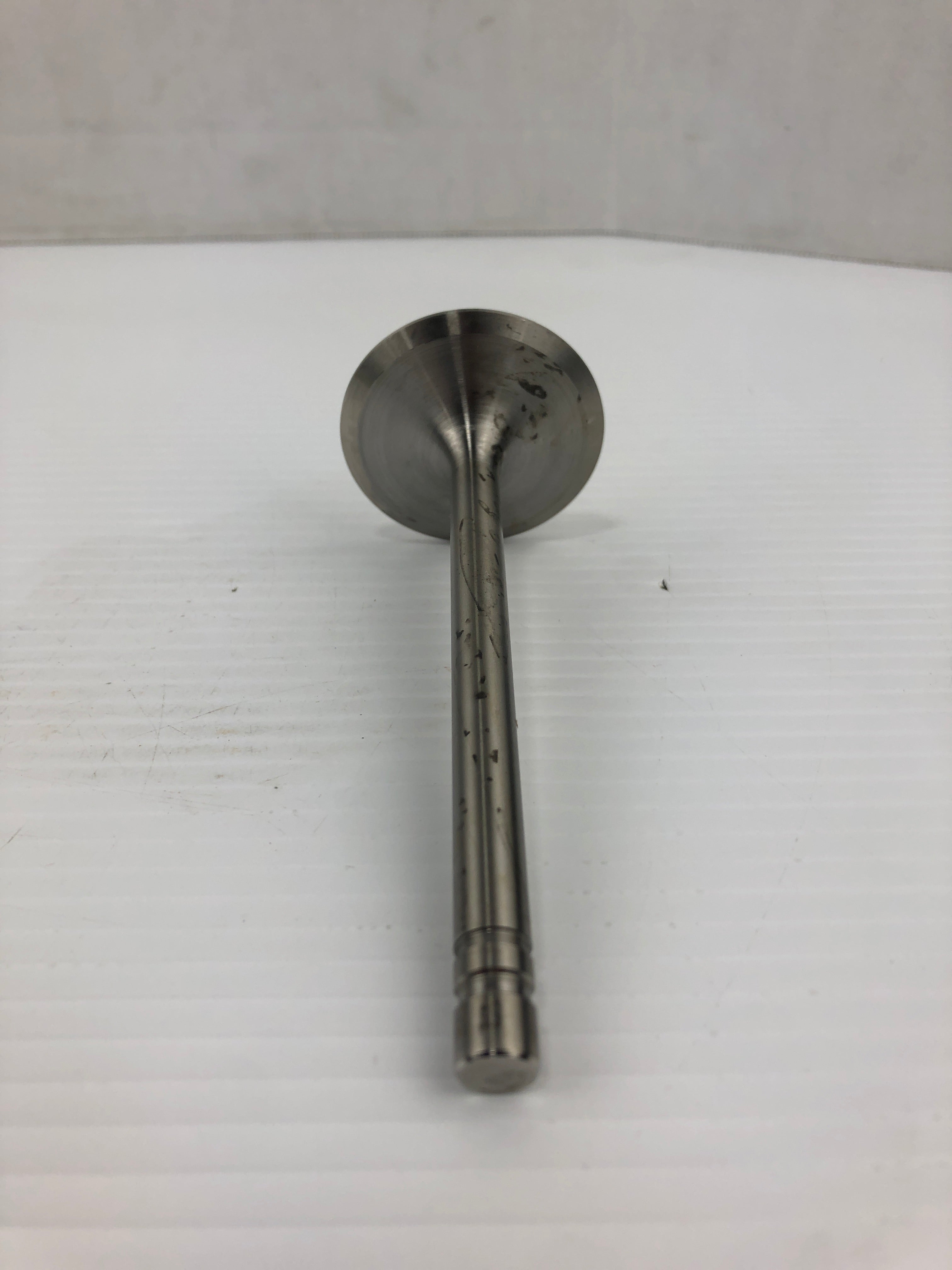 Clevite 2112032 Engine Intake Valve 211-2032 (Lot of 2)
