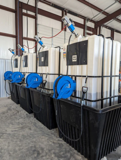 Industrial Oil Hose Reel with 1/2" x 50' Hose 2320 PSI Macnaught M3D-O-5050 ***