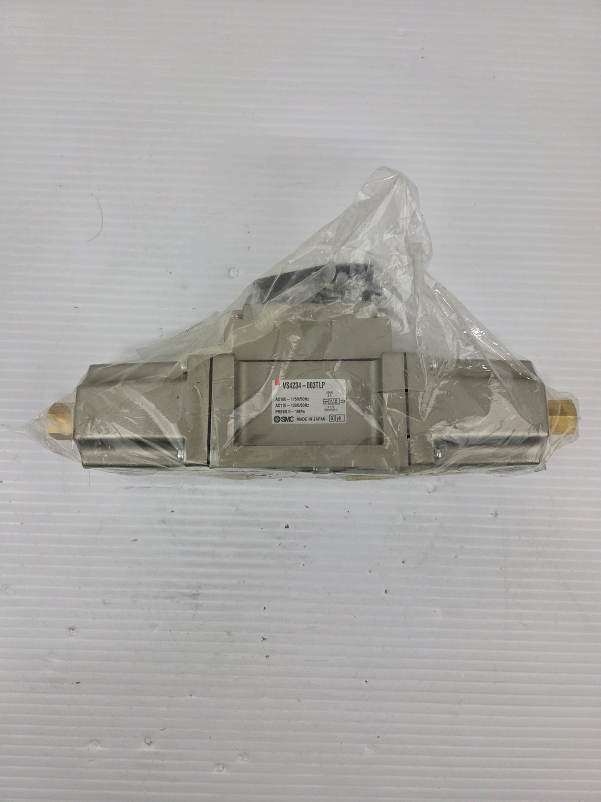 SMC VS4234-003TLP Double Solenoid Directional Control Valve 0-1MPa SOVNVS4234