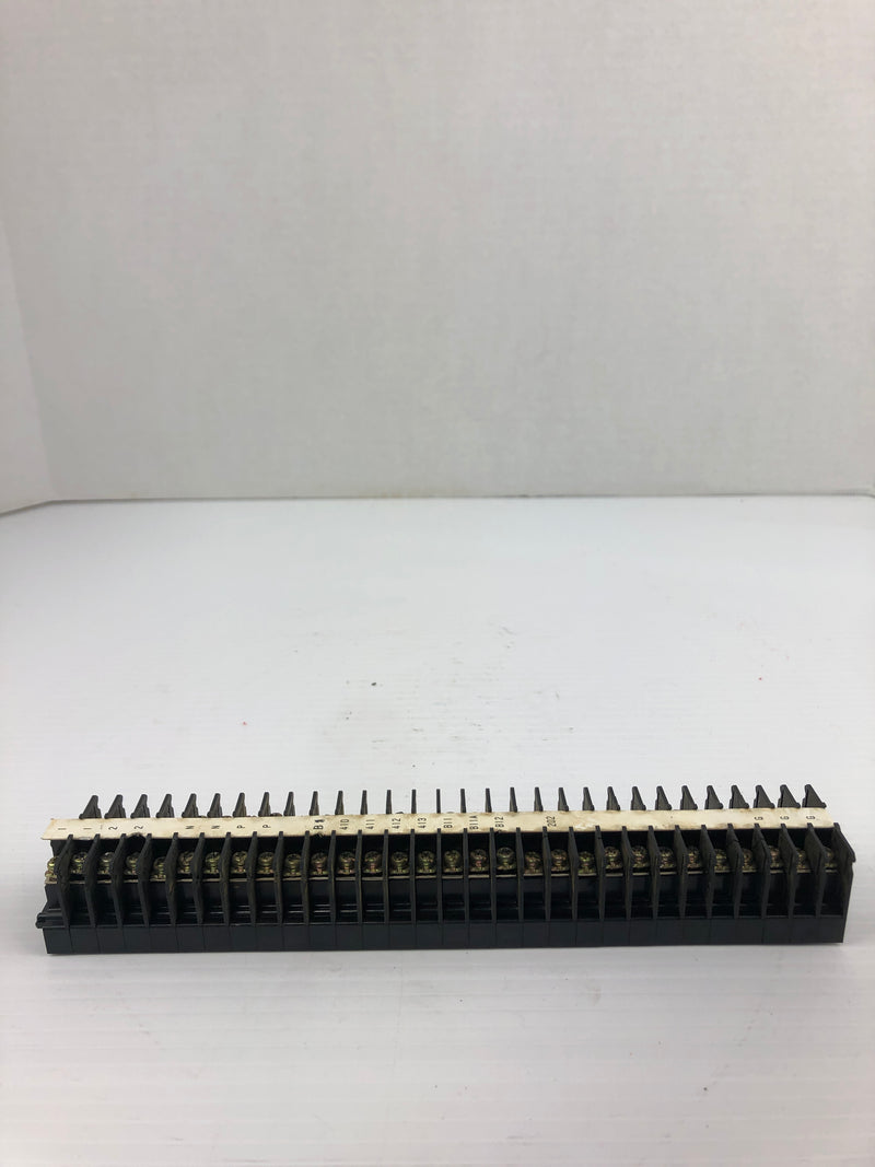 Idec BNH15MW Terminal Block 600V 2mm² 10A 30P