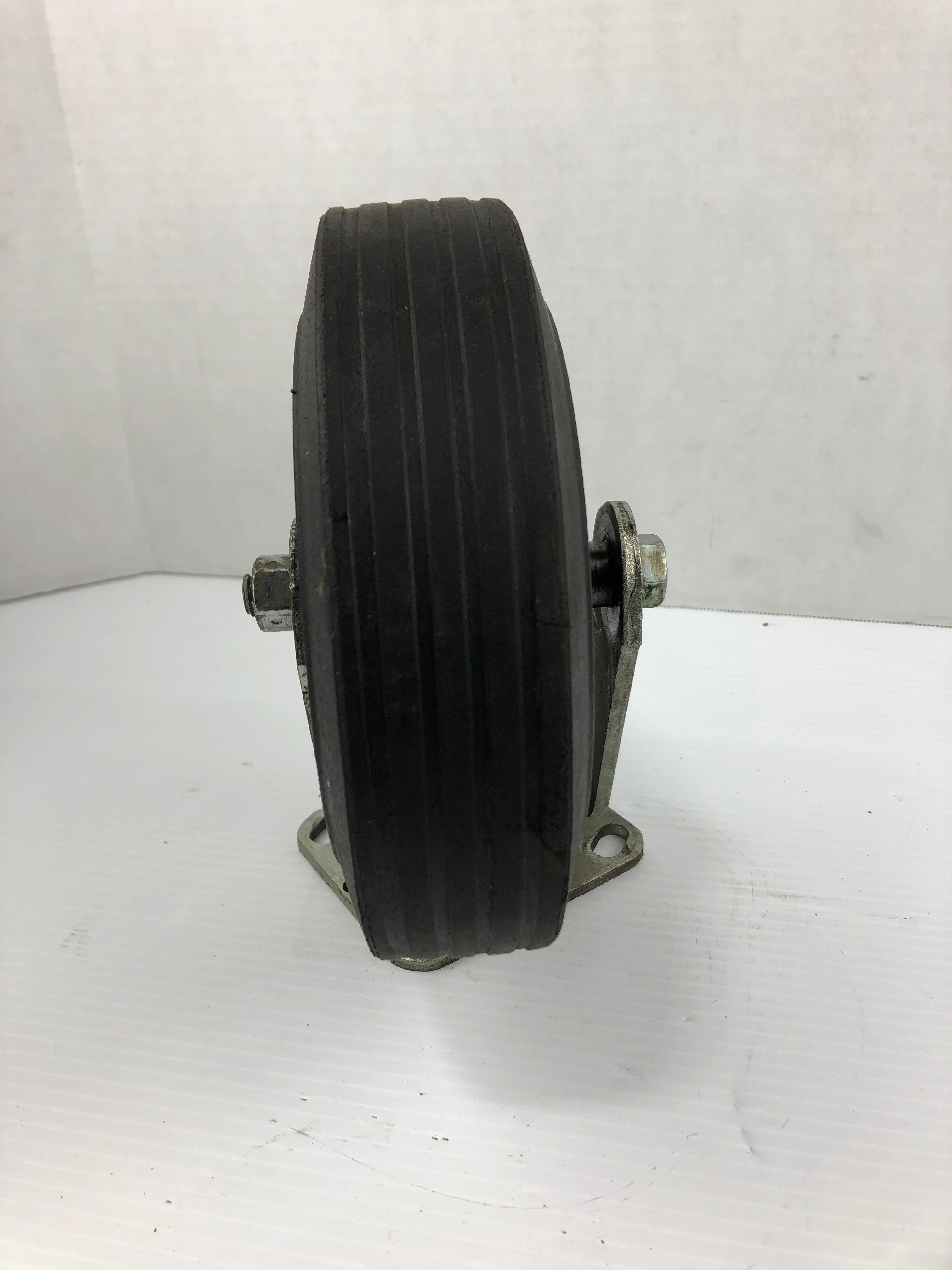 8" Caster Wheel with Swivel Bracket 1NWY9 Flat-Free Solid Rubber