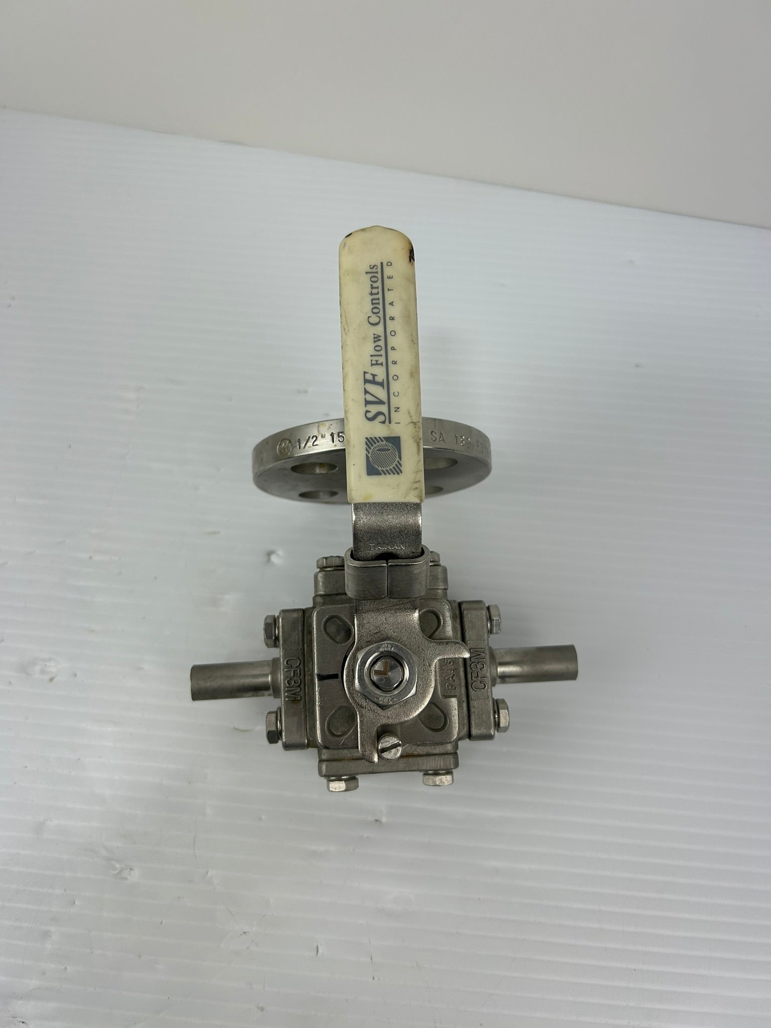 SVF Flow Controls 1000 WOG Valve 1/2"-CF3M 150 with Handle