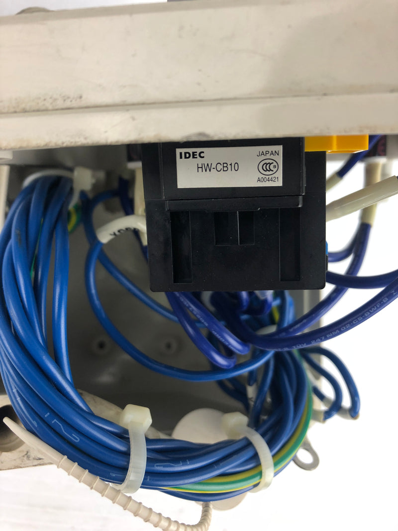 Idec HW-CB10 Control Box with Key Switches - Missing Keys