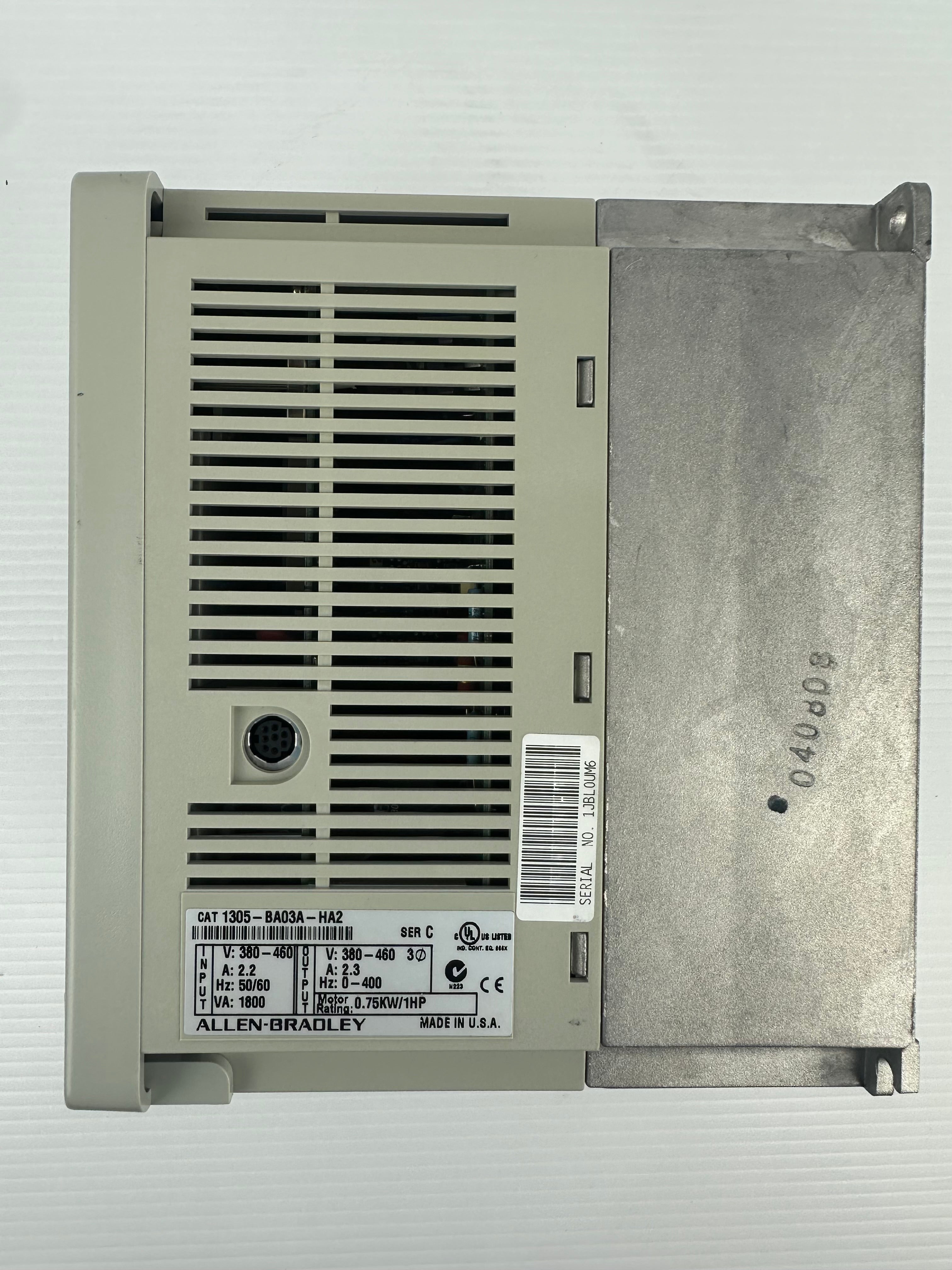 Allen Bradley AC Drive 1305-BA03A-HA2 1 HP 380-460 V