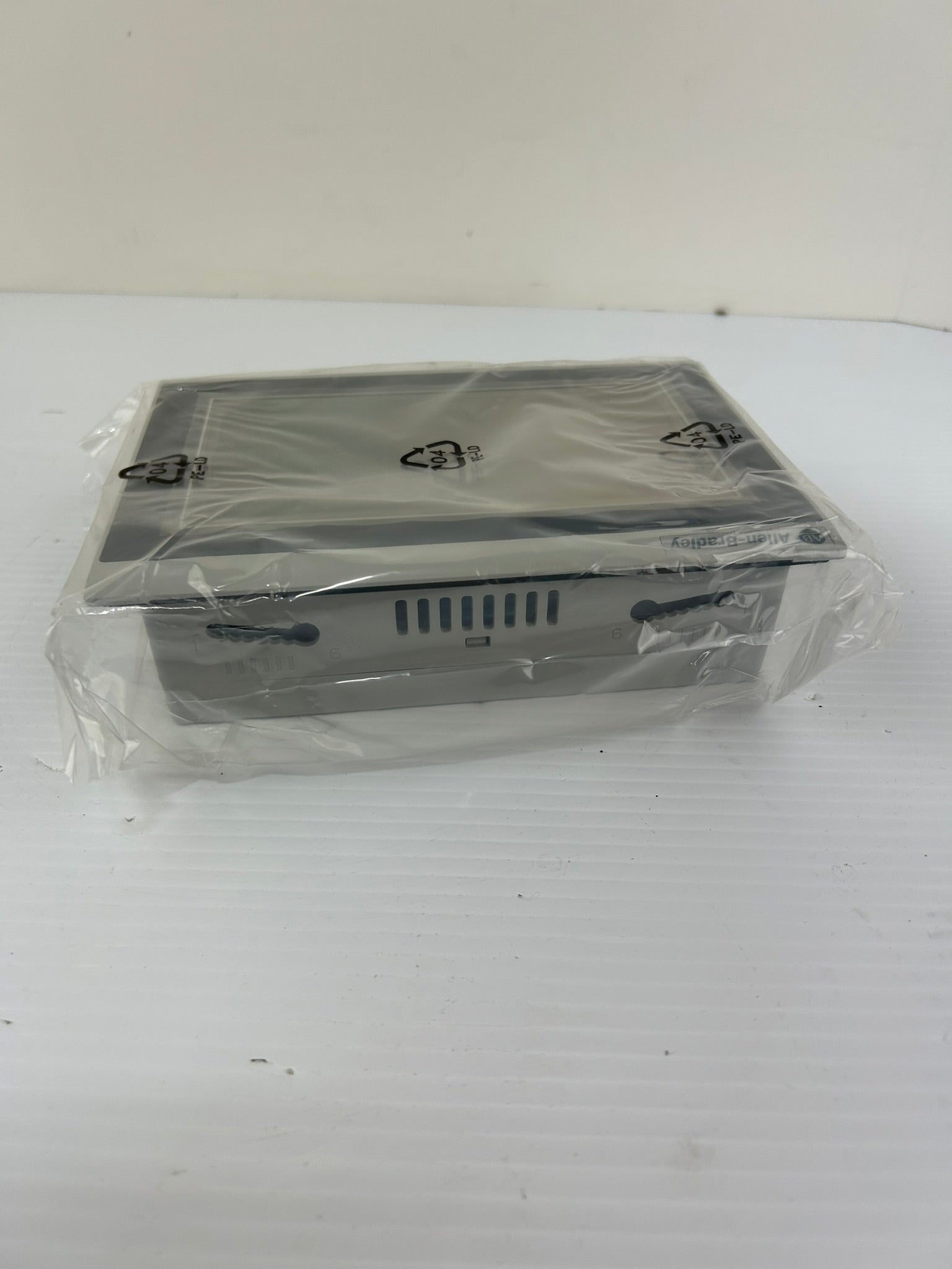 Allen-Bradley 2711R-T7T PanelView 800 7" HMI Touch Terminal Screen