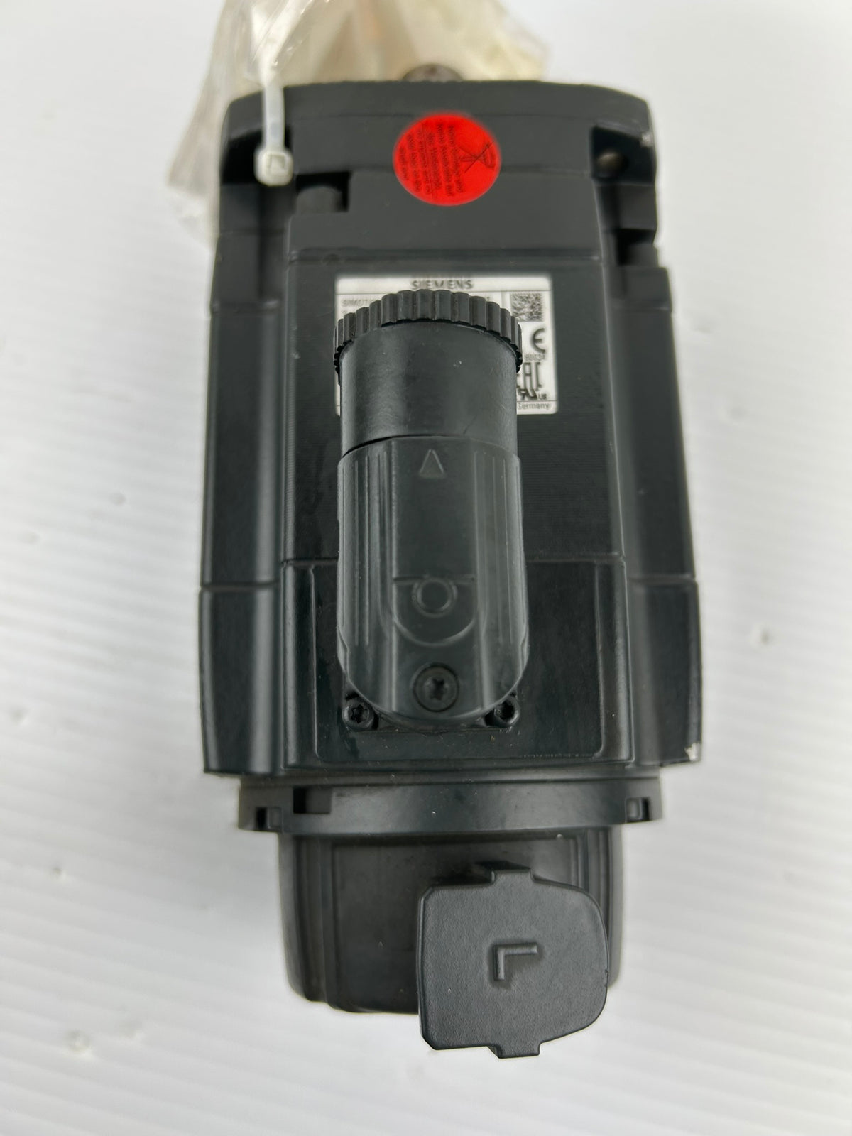 Siemens 1FK7042-2AF71-1RG0 SIMOTICS Servo Motor 270V 3000 RPM