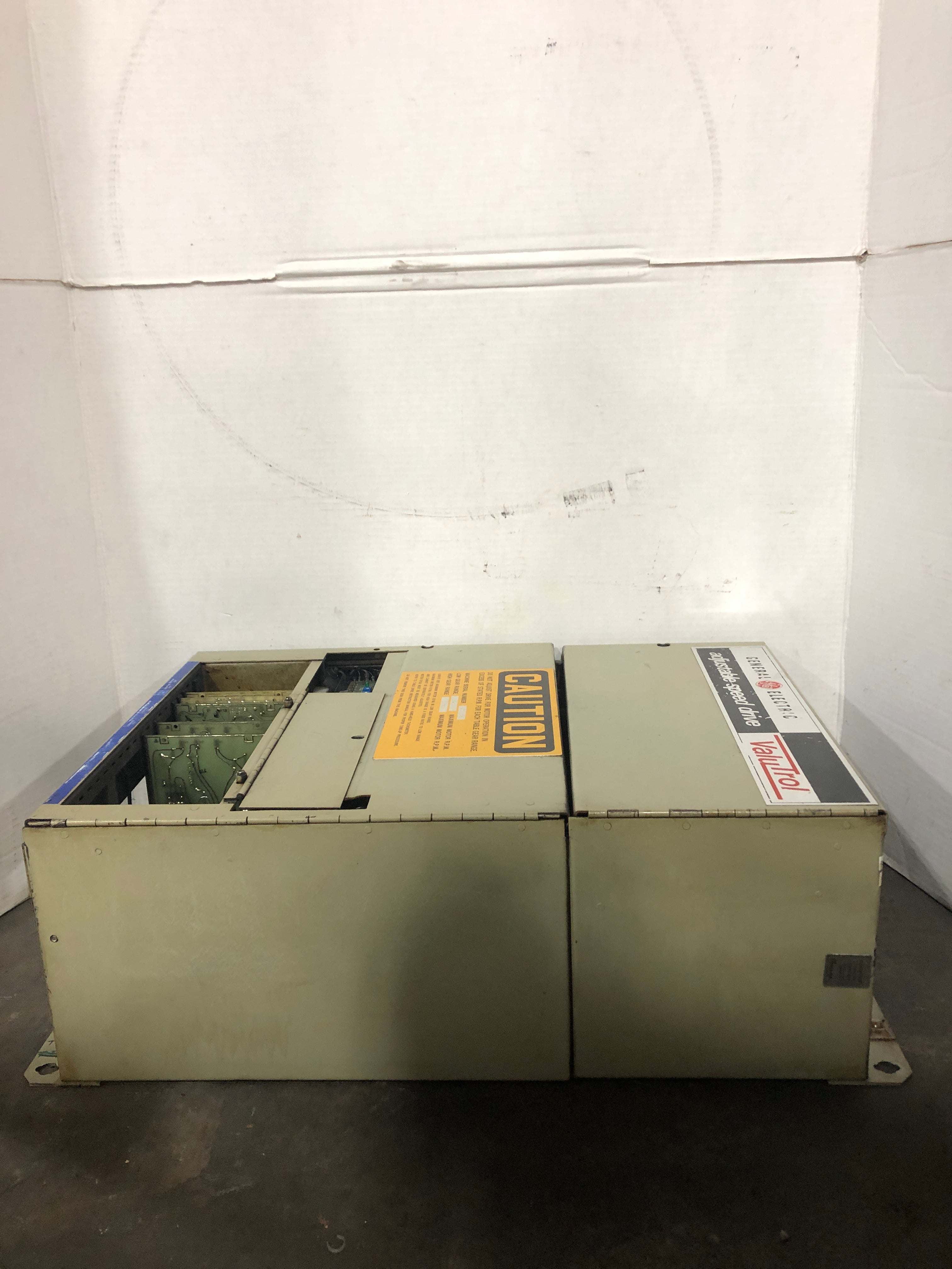 General Electric 353X961YBG01 D-C Adjustable Speed Drive 230/460V 270/135A 75HP