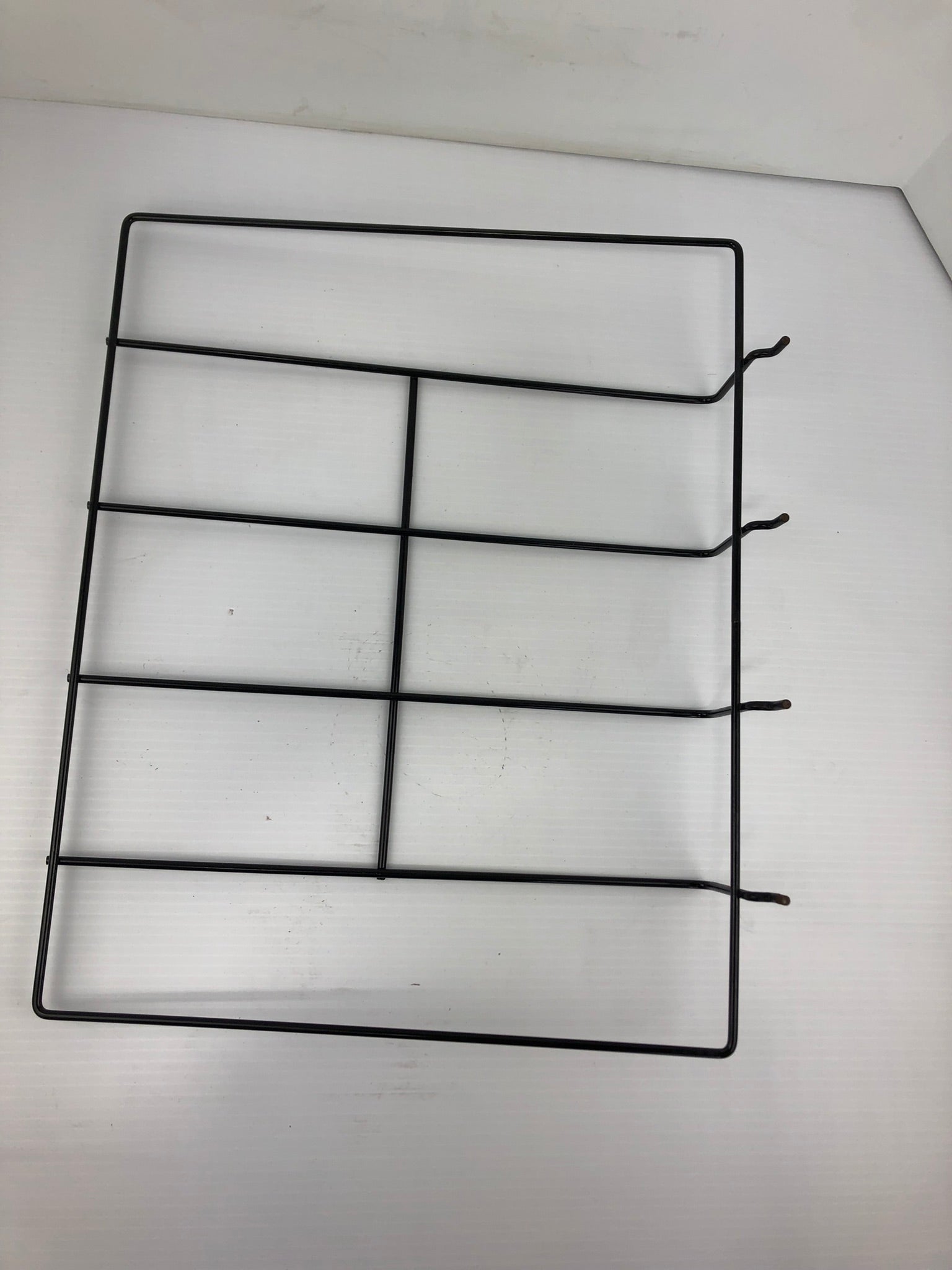 Wire Display Rack Black 18-3/8" x 14-3/4" Metal Hanging Parts Show