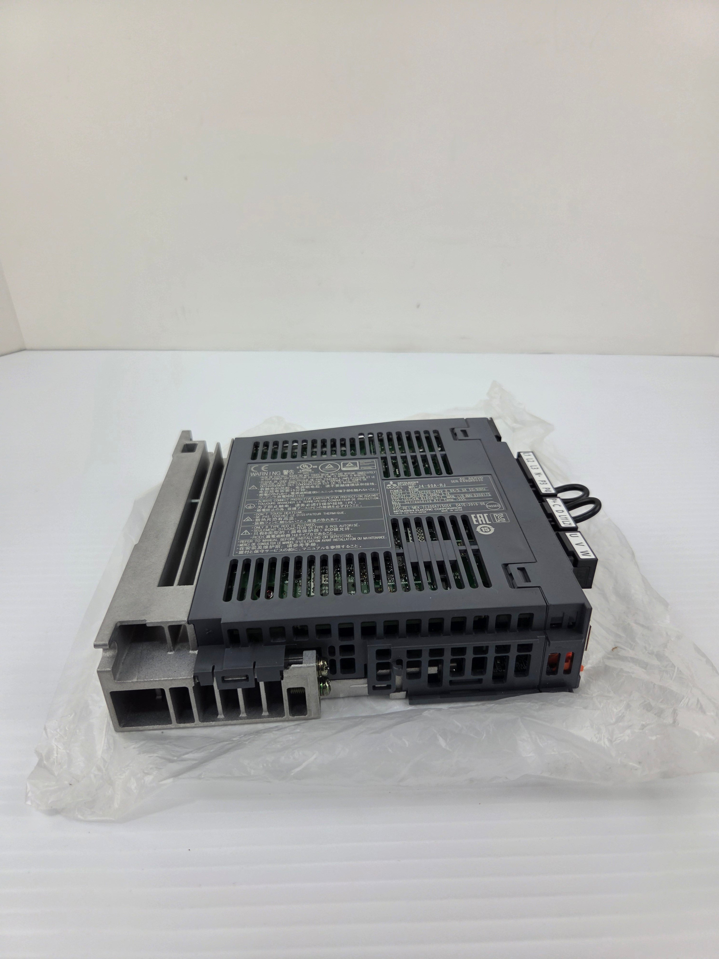 Mitsubishi MR-J4-60A-RJ MELSERVO-J4 AC Servo Amplifier Drive 600W 200-240V