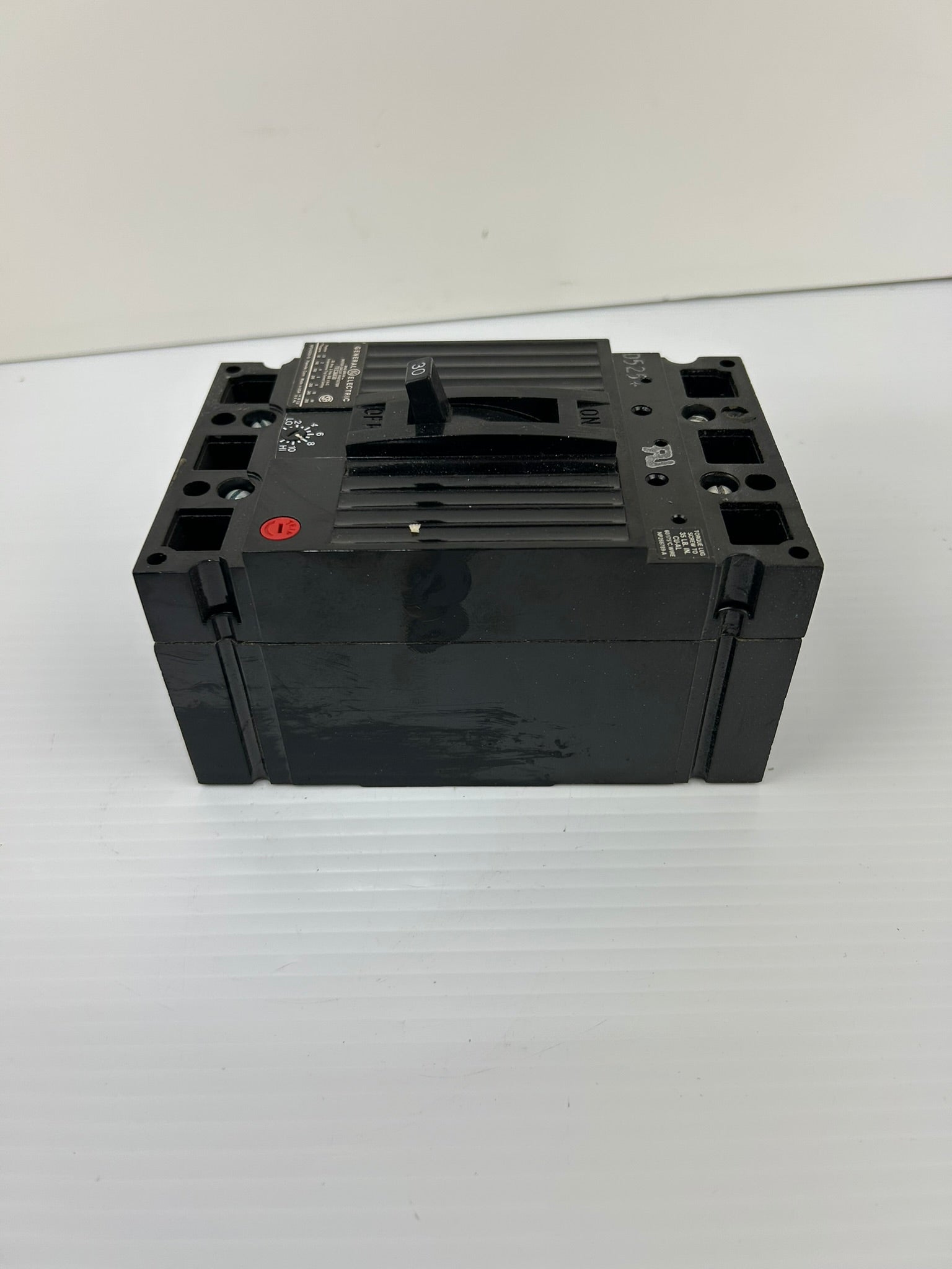 General Electric TEC36030 Circuit Breaker 30 Amp 3 Pole 600 VAC