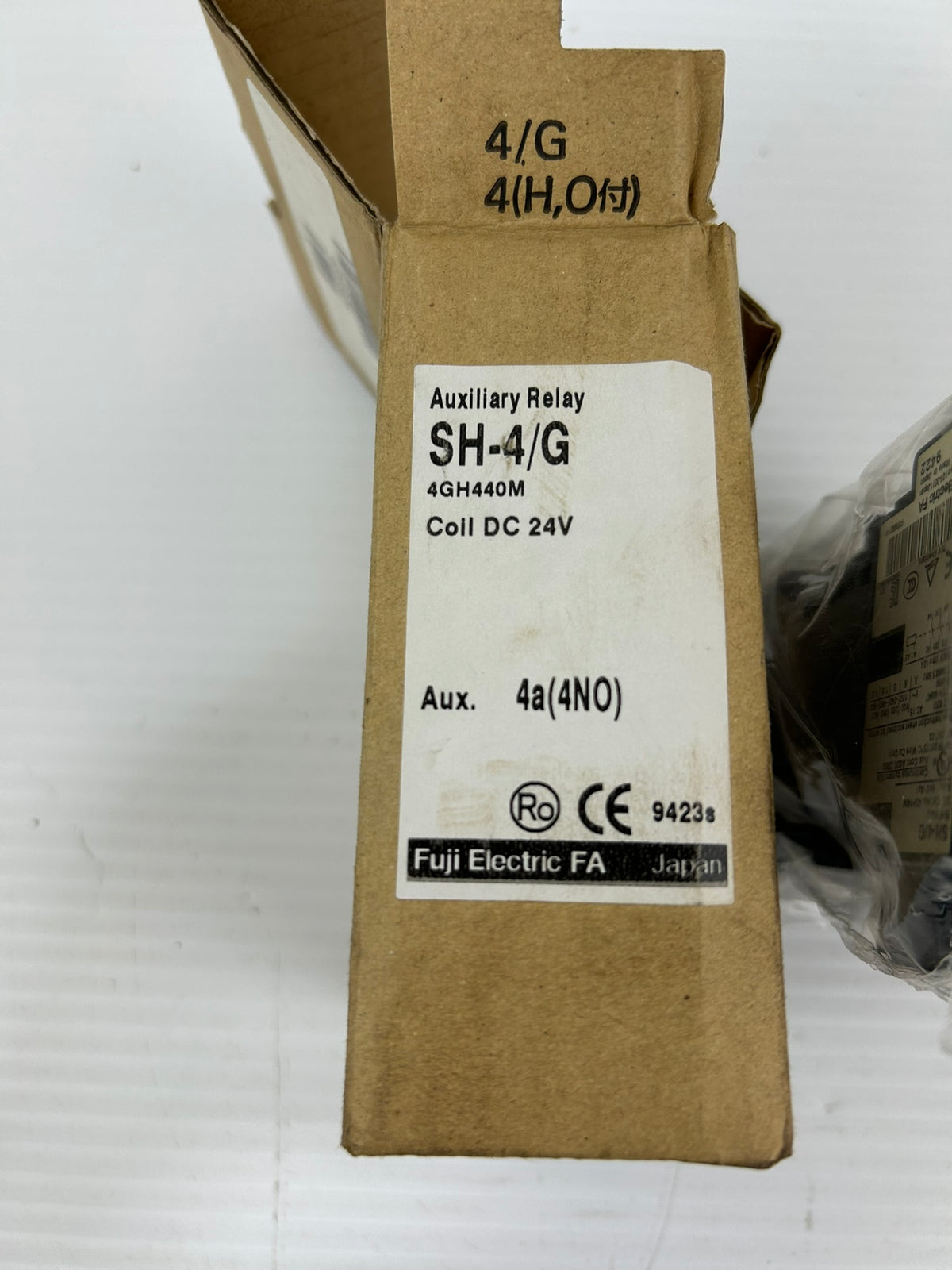 Fuji Electric SH-4/G Auxillary Relay 4GH440M 4a(4NO) 24VDC Coil