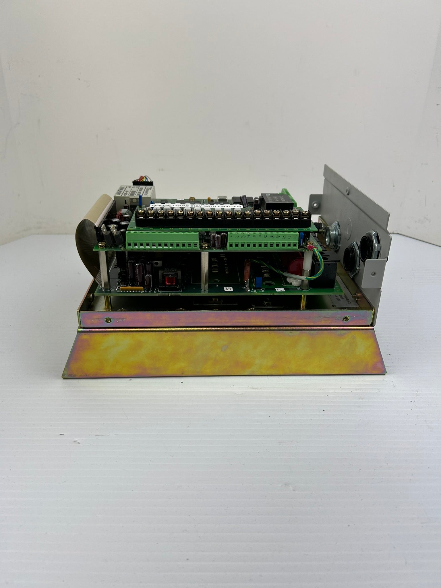 Allen-Bradley 1336E-BRF10-AA-EN-L9E Drive Ser D 22kVA 3PH 380/480V 28A 50/60Hz