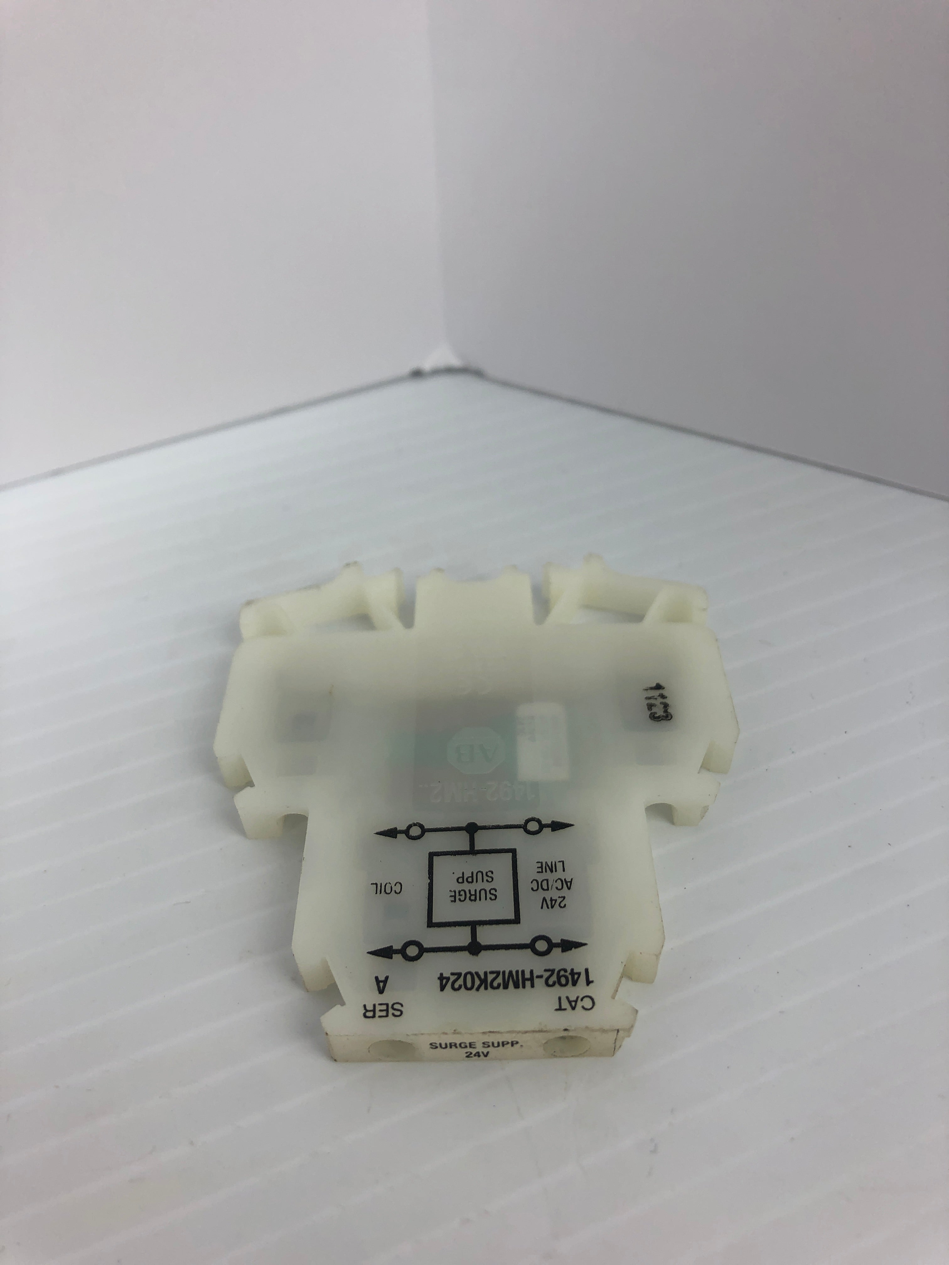 Allen-Bradley 1492-HM2K024 Terminal Block Surge Suppressor Ser. A 24V Lot of 10
