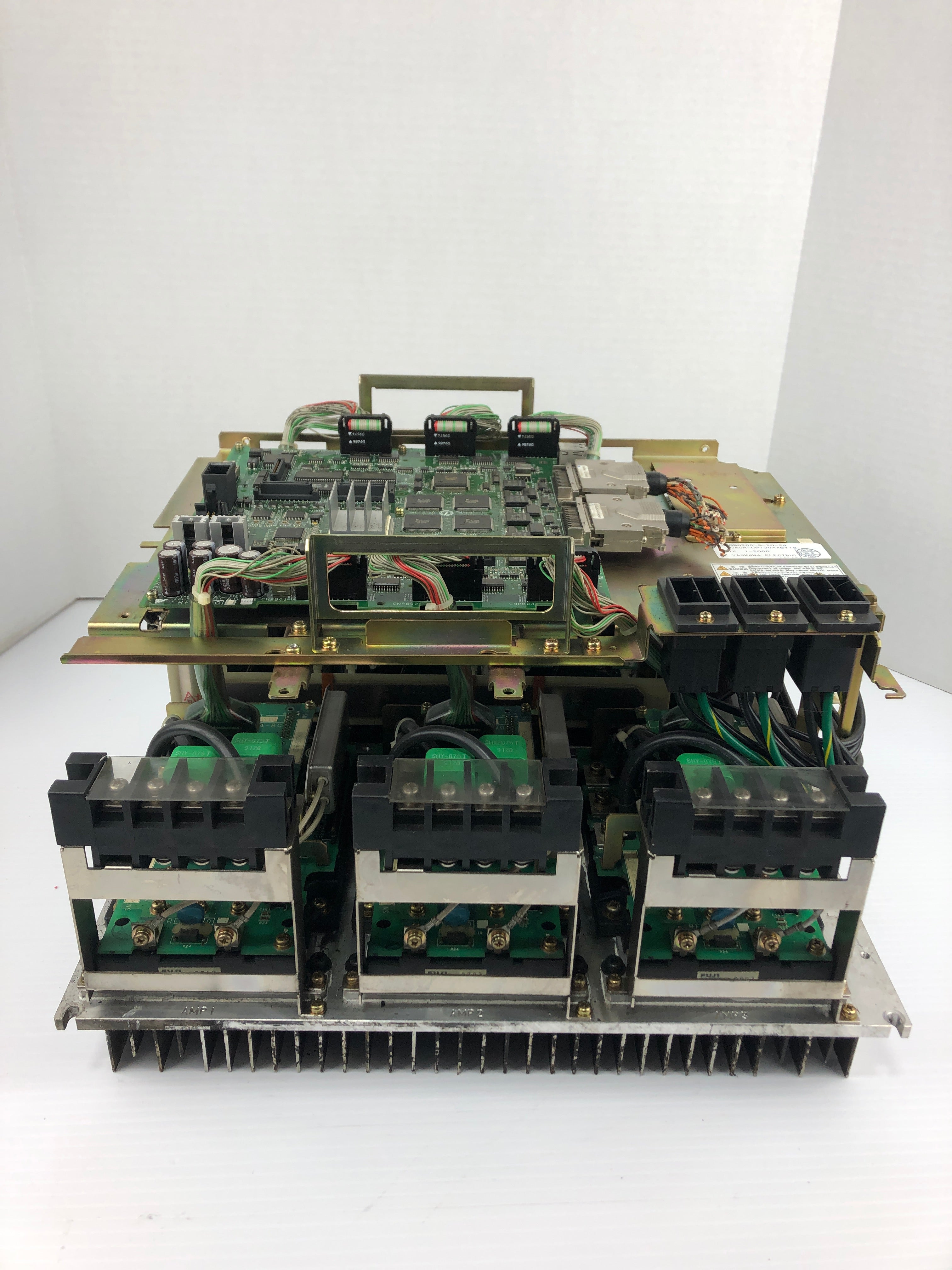 Yaskawa Electric CACR-UP130AABY18 Servo Controller