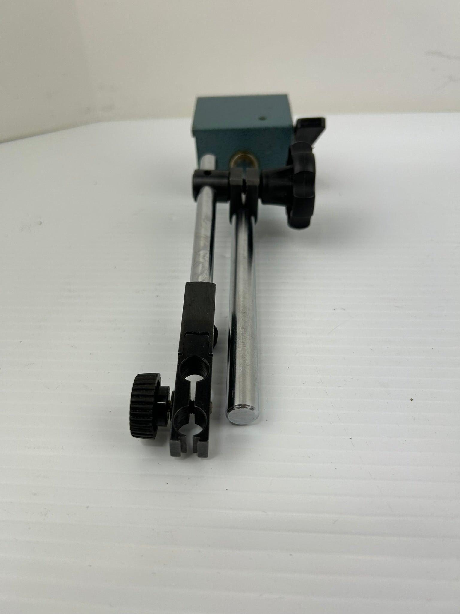 Mitutoyo 7011S Magnetic Base On/Off Switch