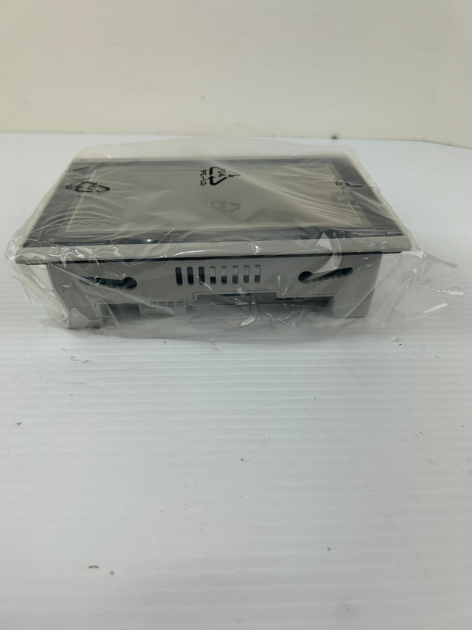 Allen-Bradley 2711R-T7T PanelView 800 7" HMI Touch Terminal Screen